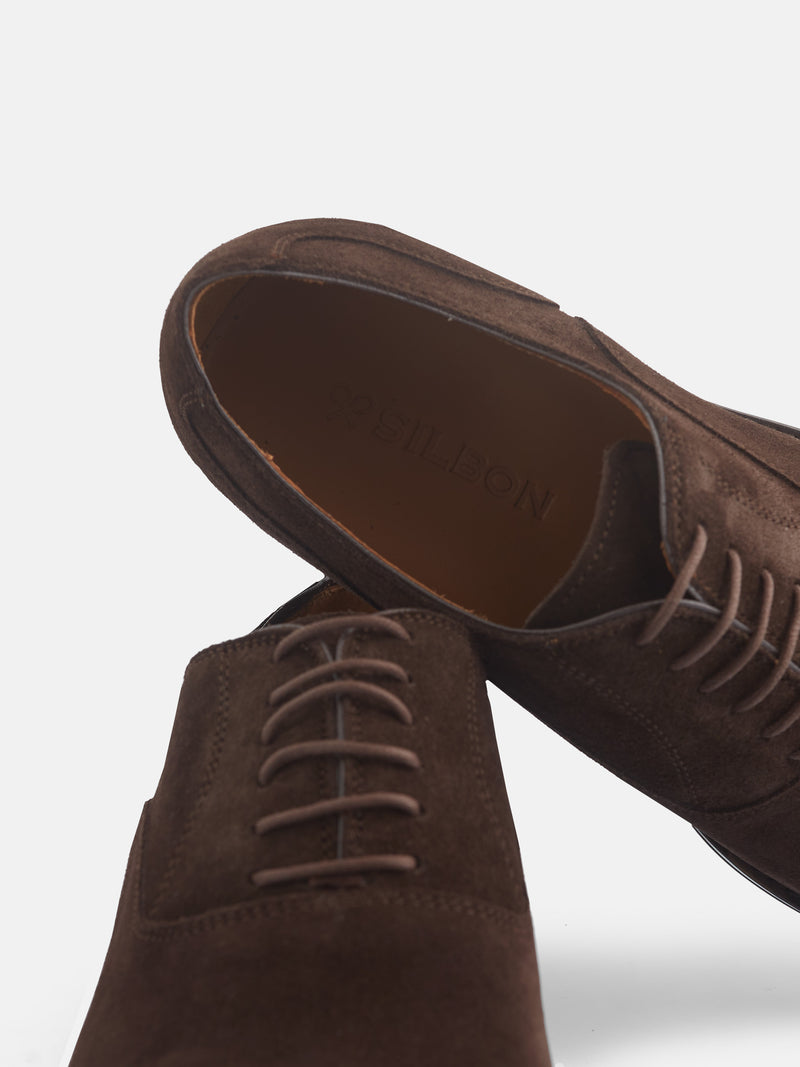 Zapato clasico ante cordones marron oscuro