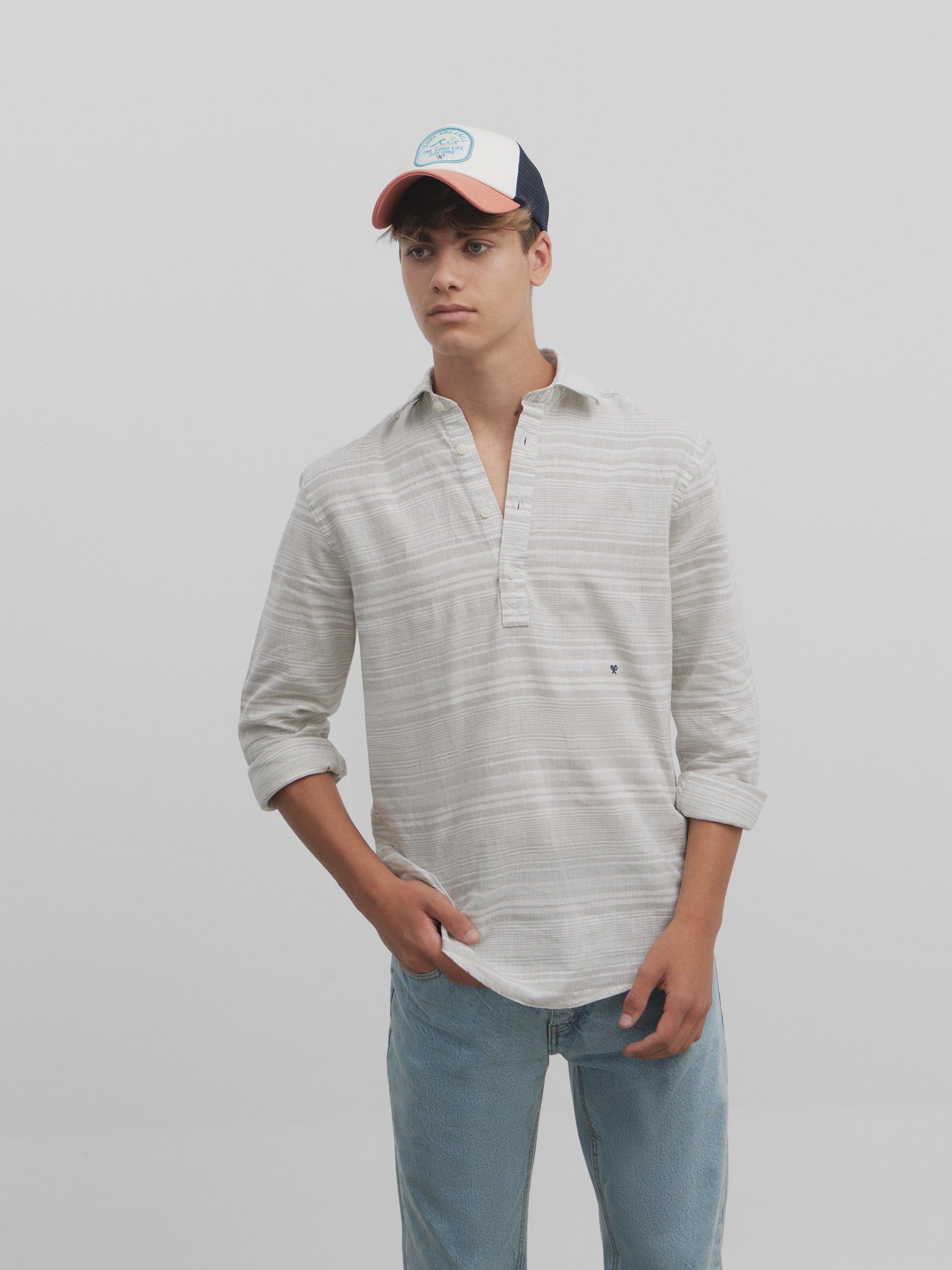 Silbon soft sport t-shirt with irregular gray stripes