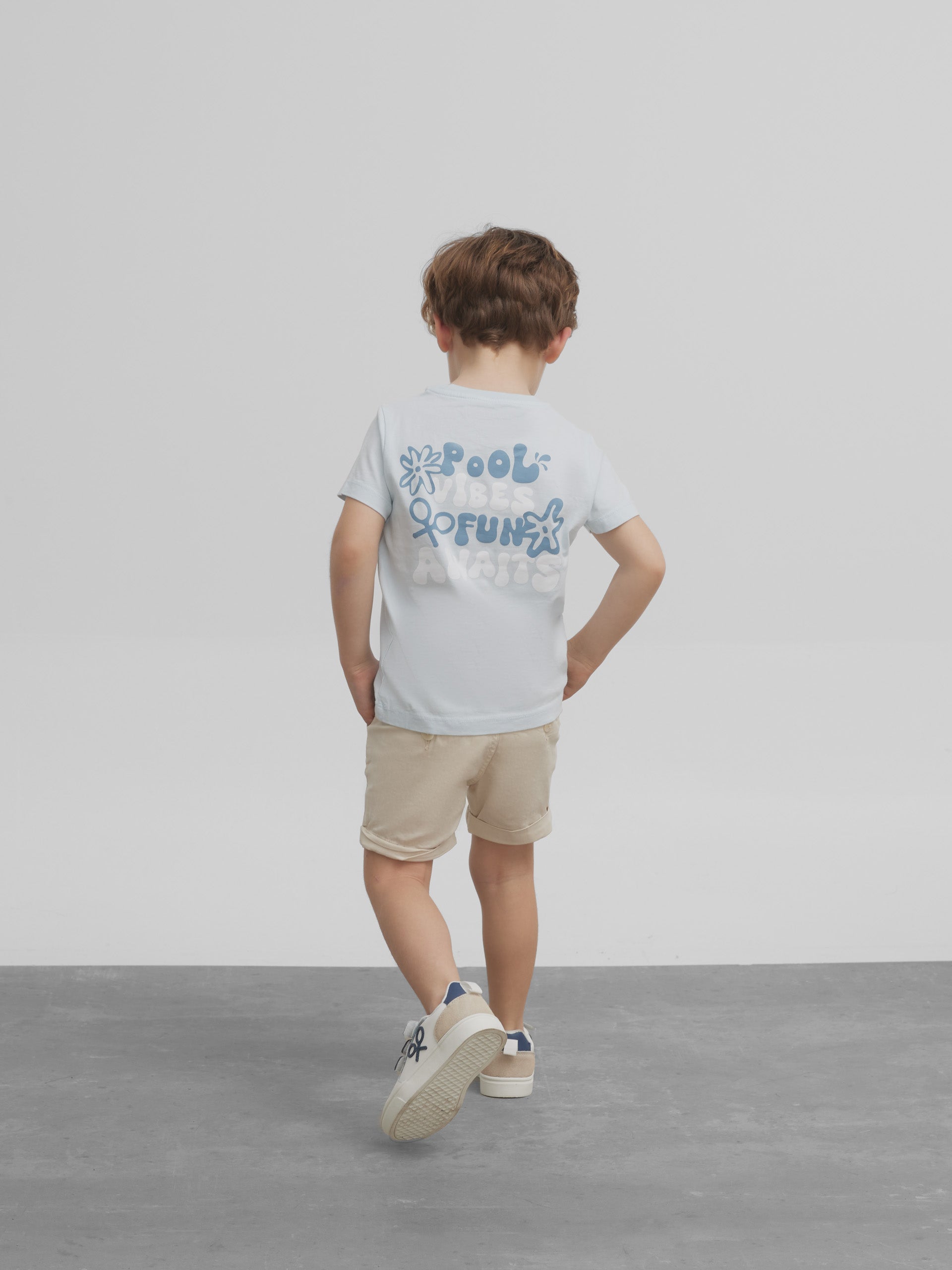 Kids pool vibes light blue t-shirt
