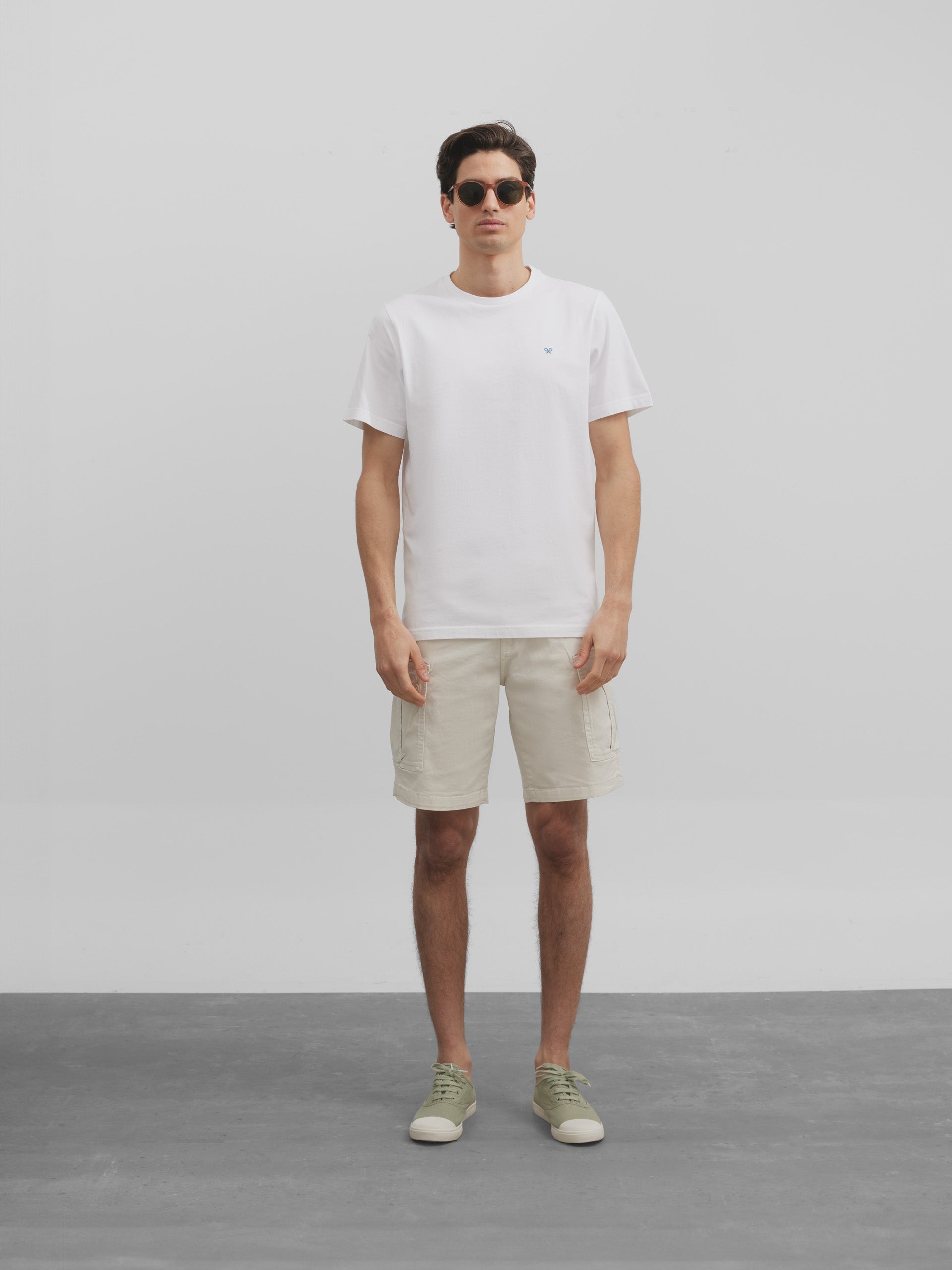 White sun coast t-shirt