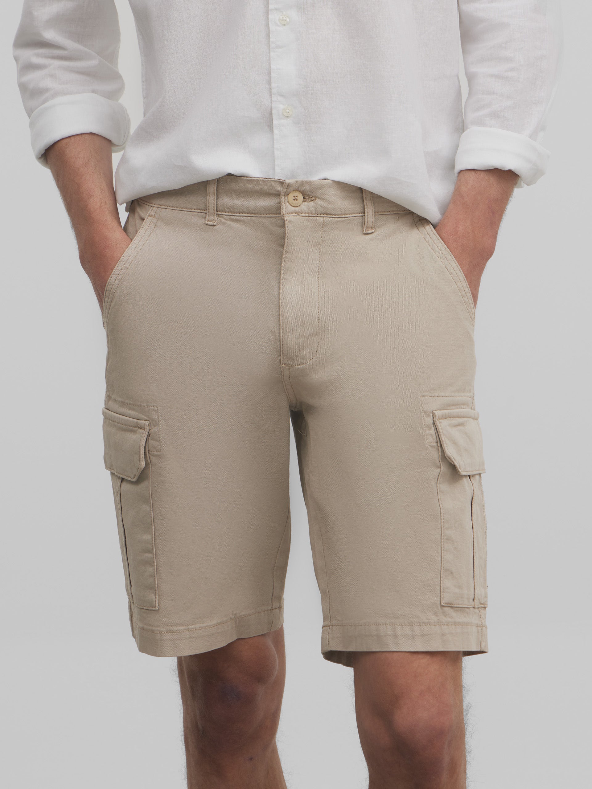 Medium beige linen cargo shorts