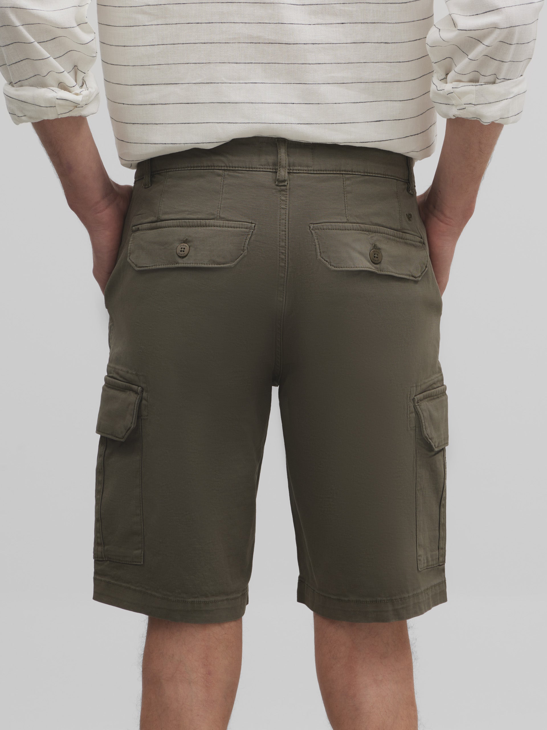 Green linen cargo shorts