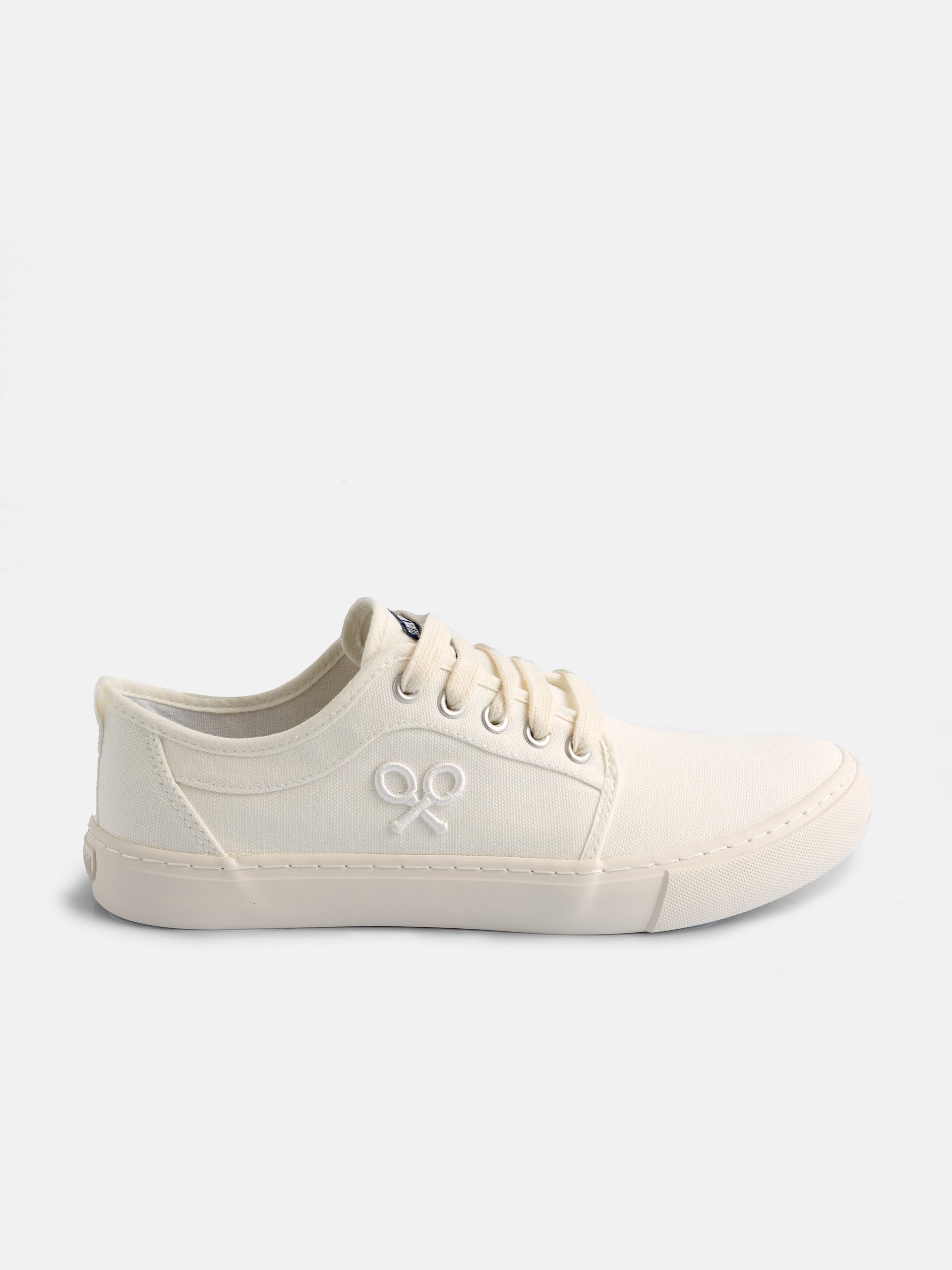 Sneaker en toile teintée blanche