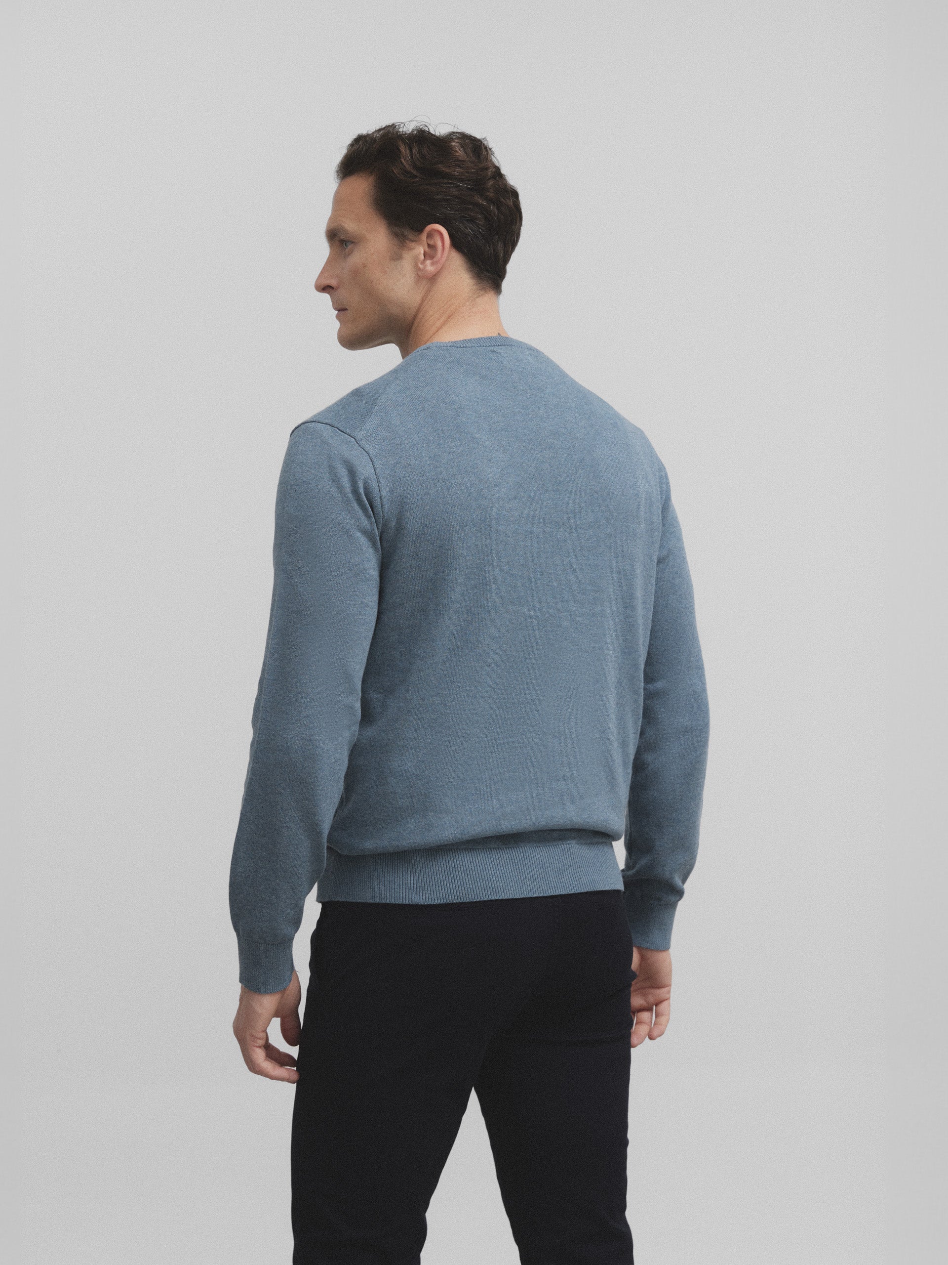 Gray blue round neck sweater