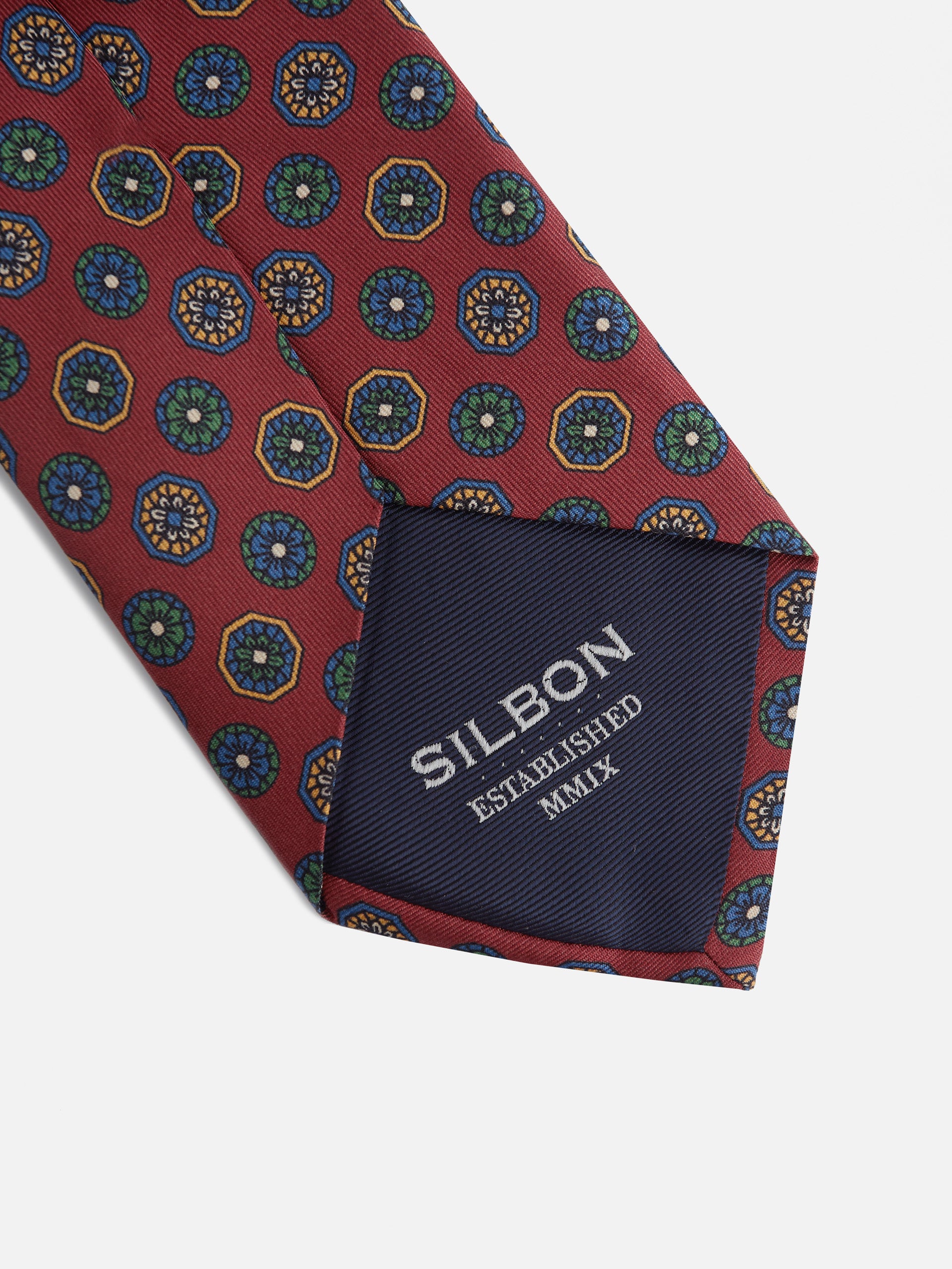 Burgundy English motif tie