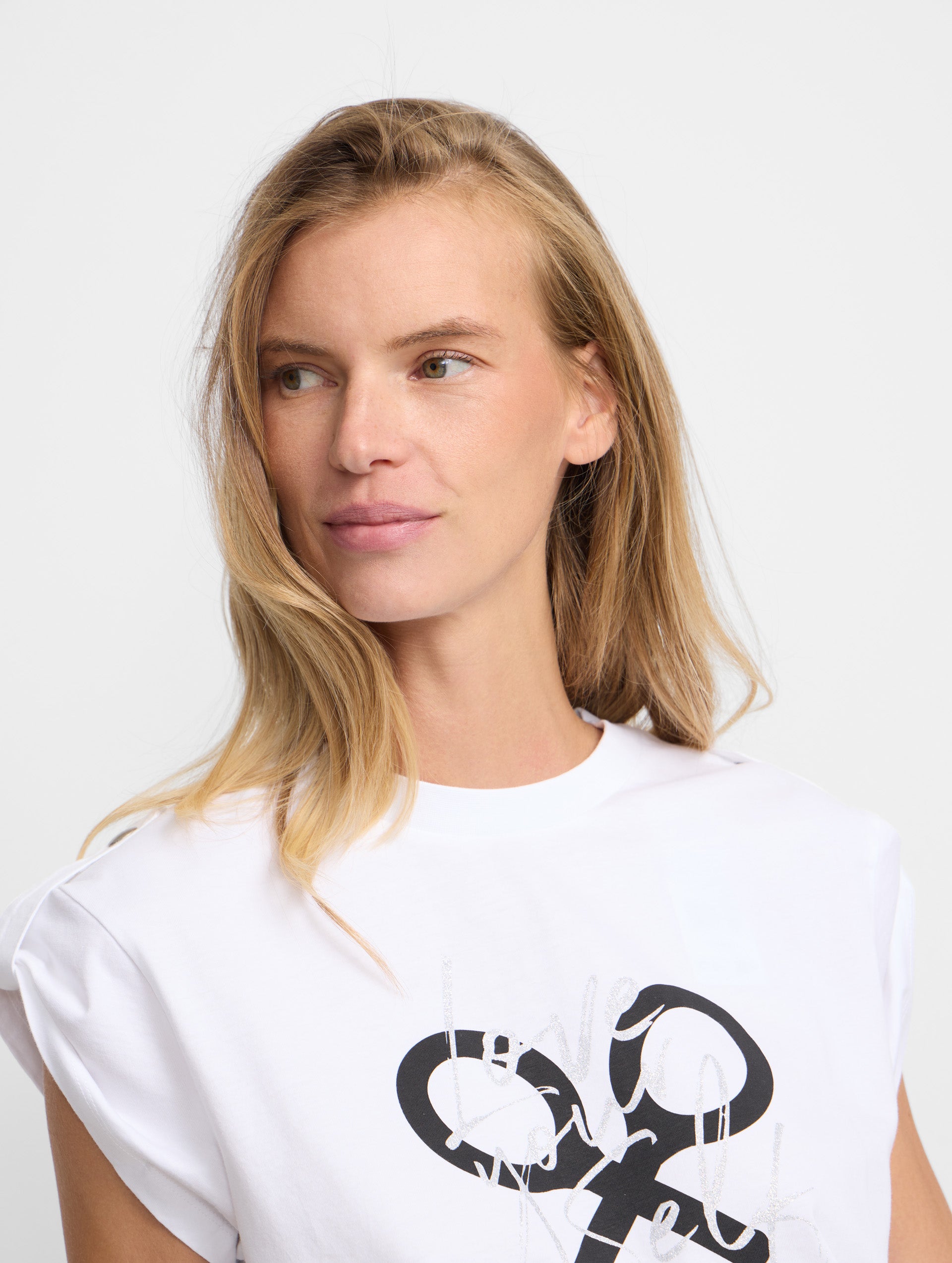 Camiseta woman manga roll out blanca