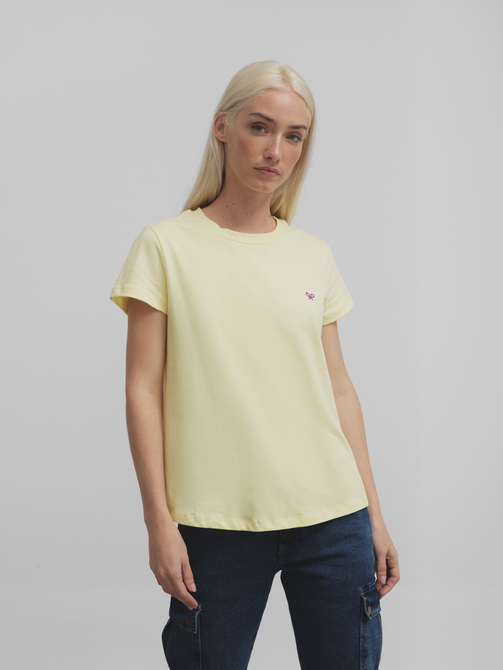 Tee-shirt sourire femme jaune