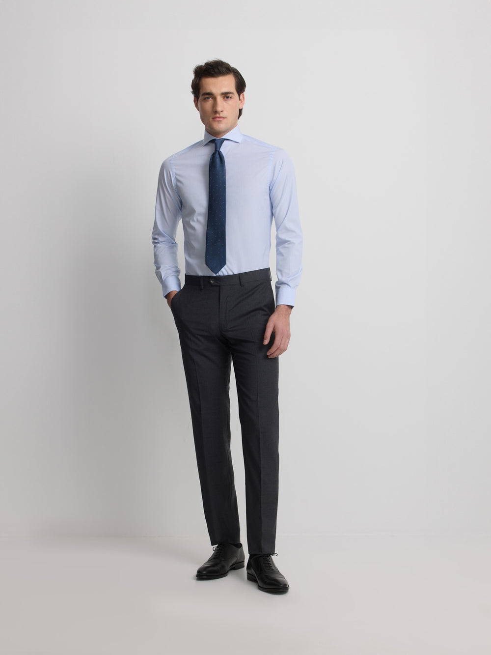 Pantalon traje cruzado stretch gris