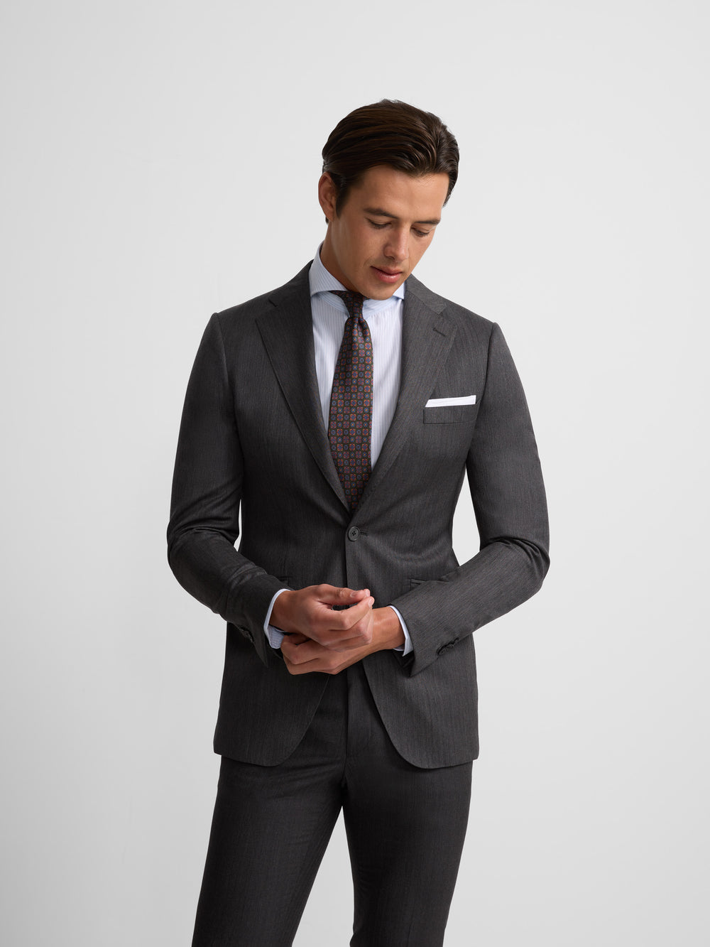 Americana traje clasico espiga gris