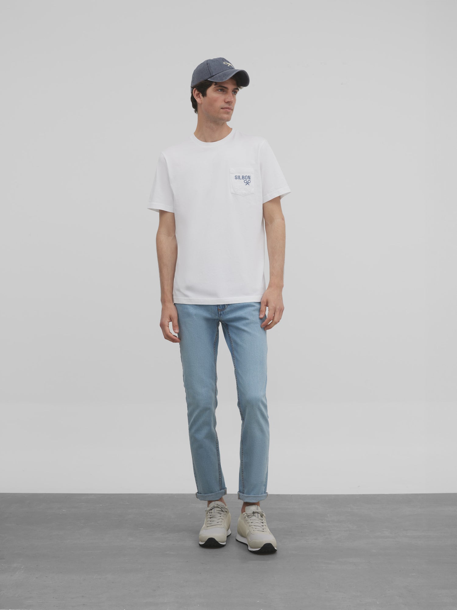 Silbon t-shirt with white mini rackets pocket
