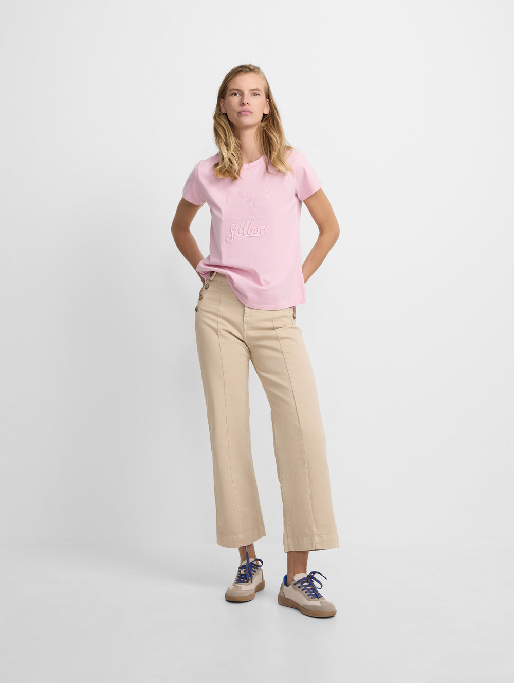 T-shirt clássica de mulher rosa claro