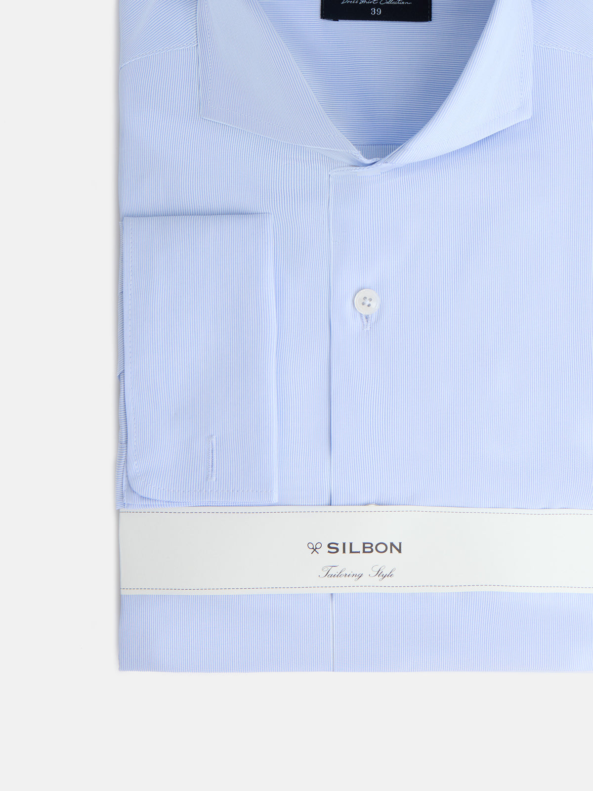 Chemise habillée à fines rayures bleu ciel, poignets doubles