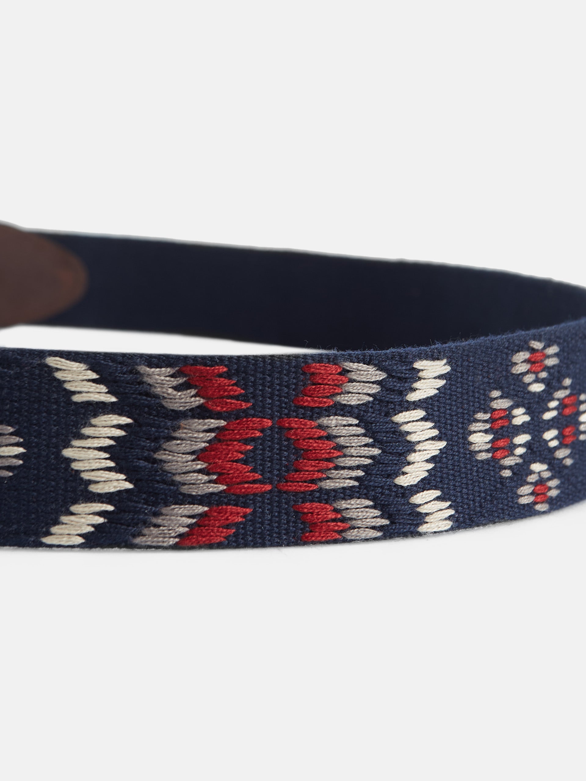 Silbon leather belt with multicolored fabric detail