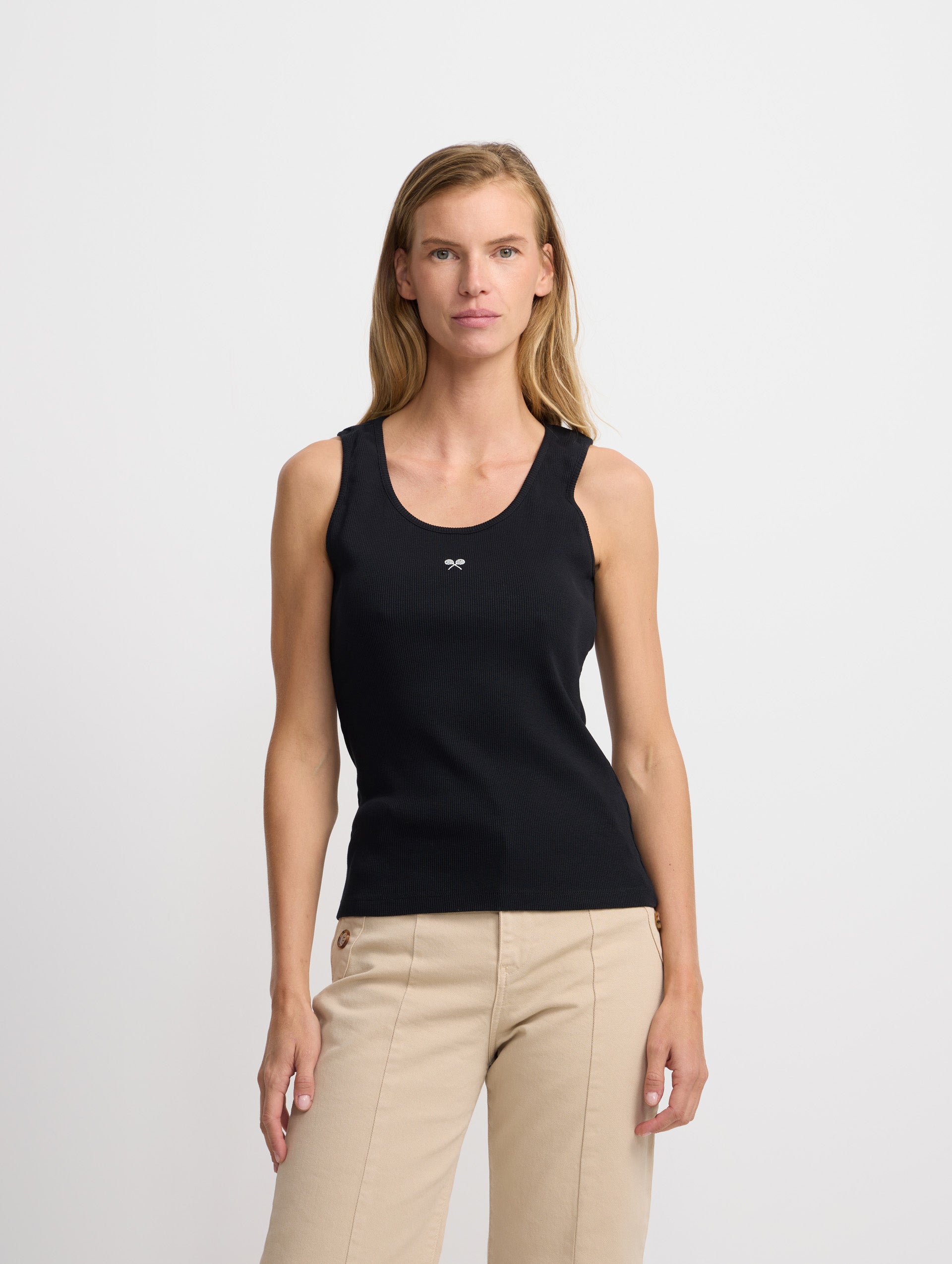 Camisola de alças preta para mulher