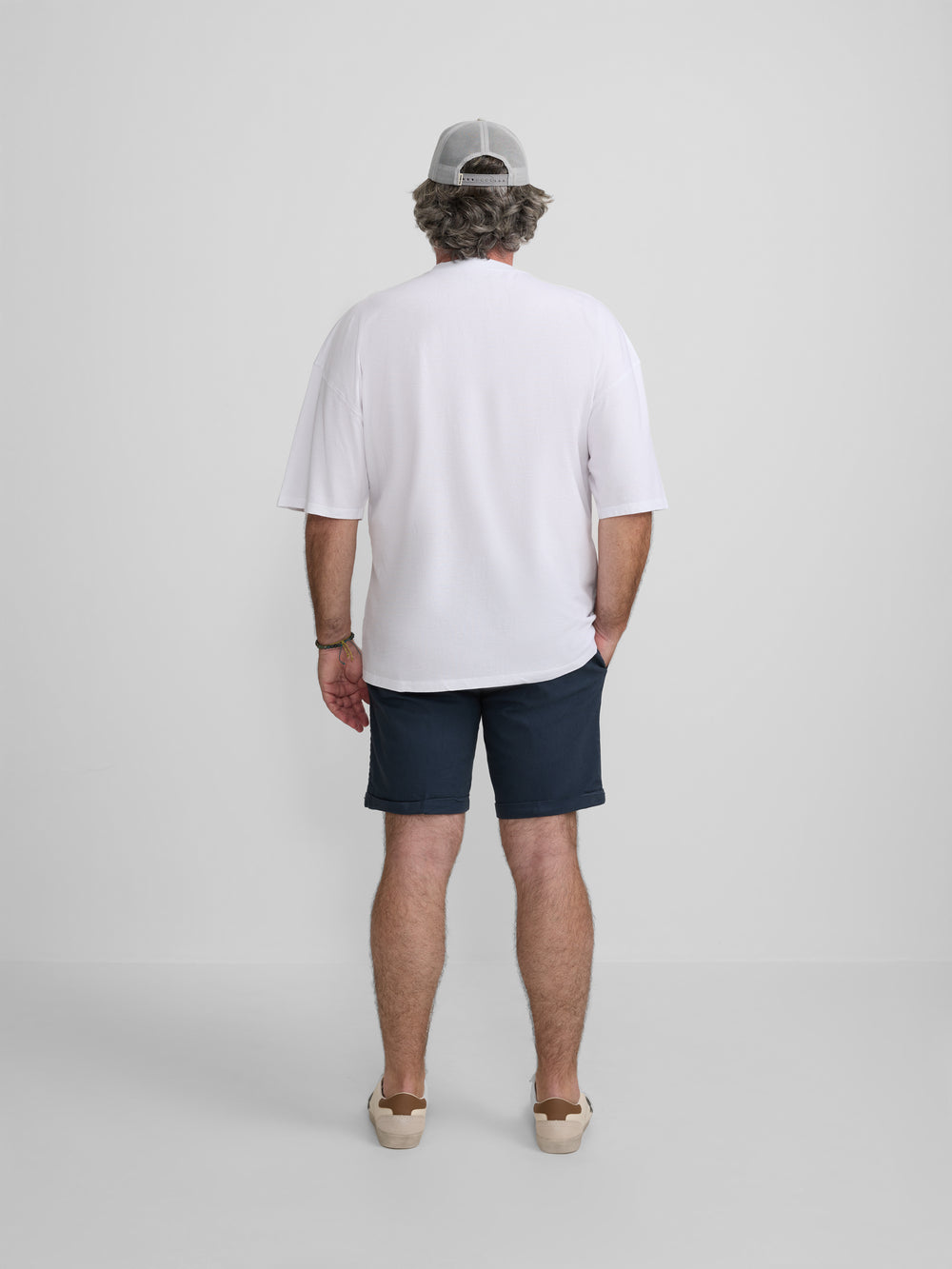 T-shirt unie avec mini-patch blanc