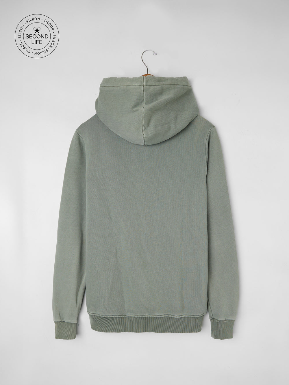 Sweatshirt second life