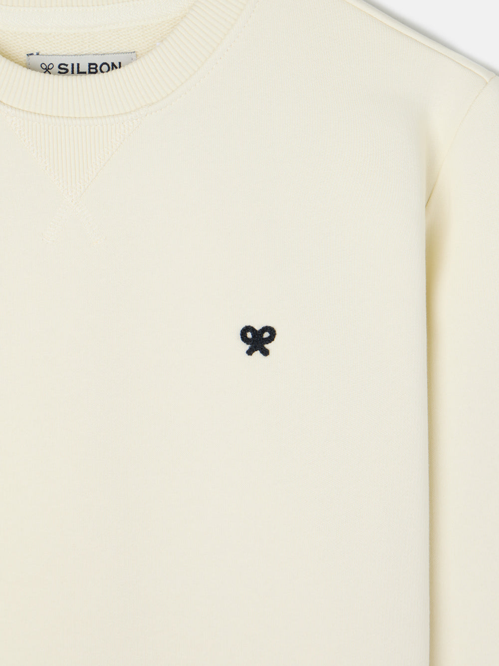 Sudadera minilogo crema