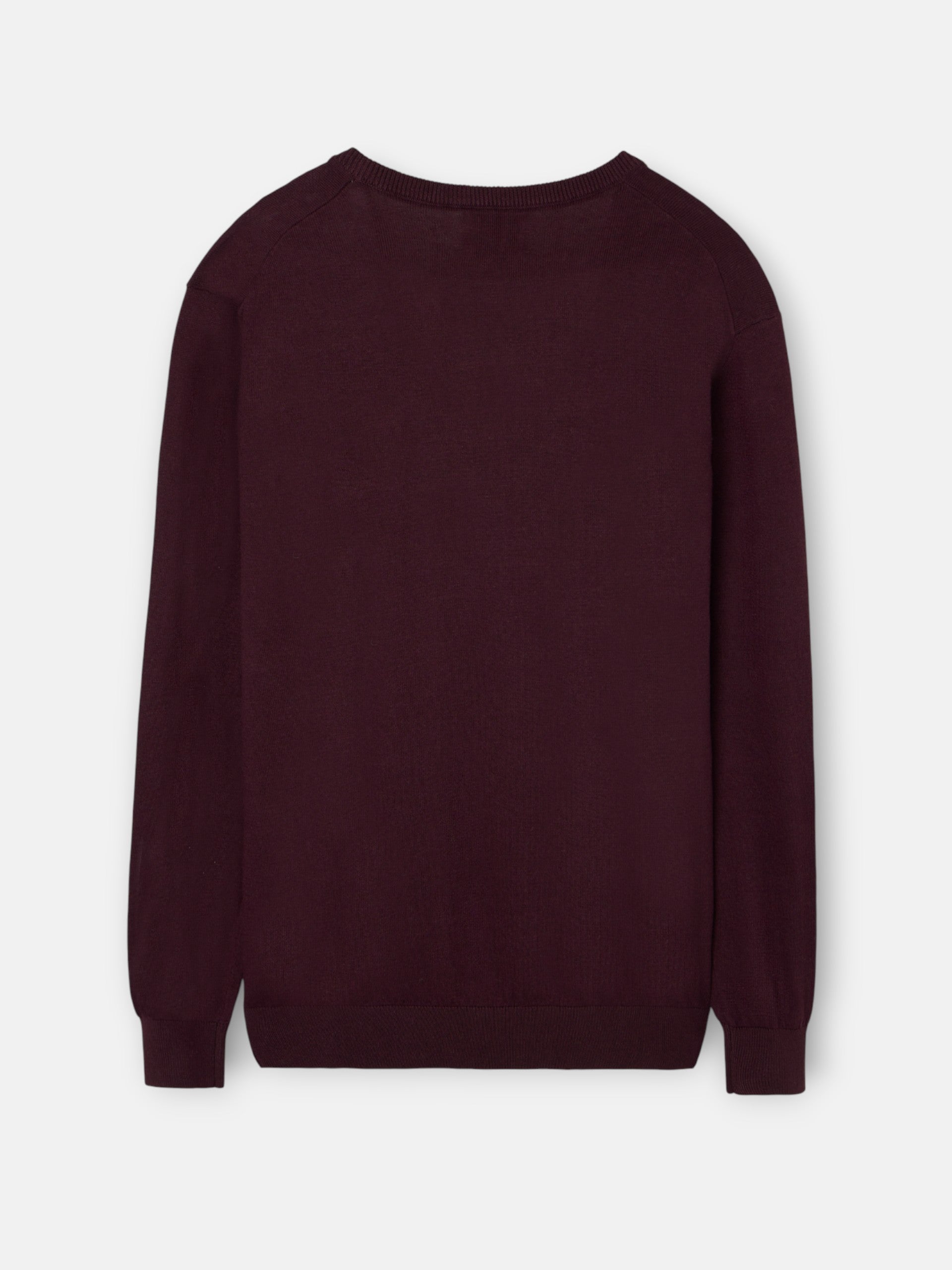 Pull classique bordeaux à col en V