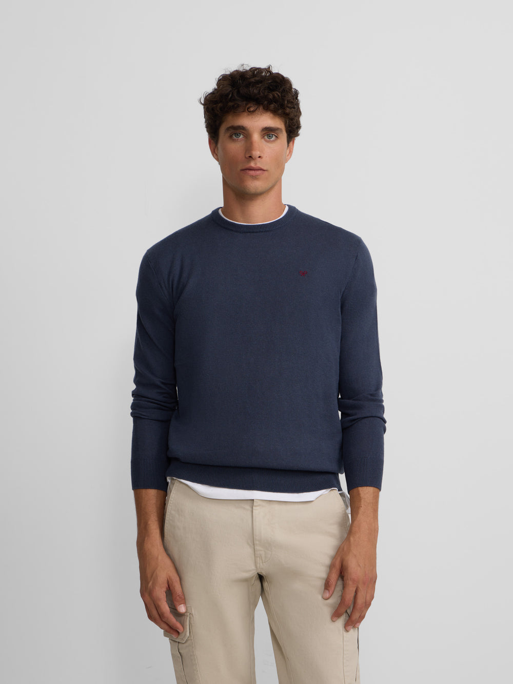 Classic blue-gray round-neck sweater