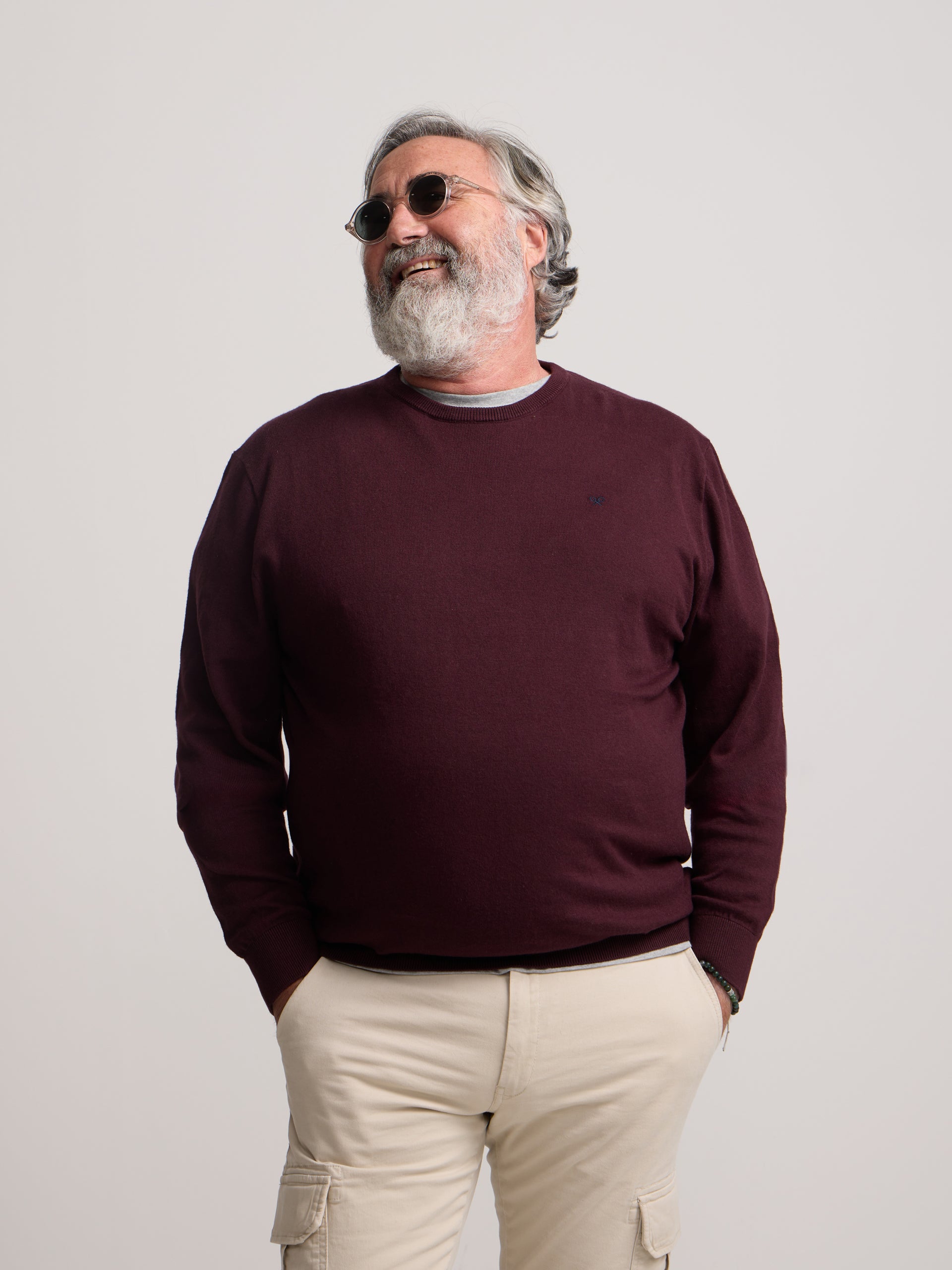 Pull col rond classique bordeaux foncé