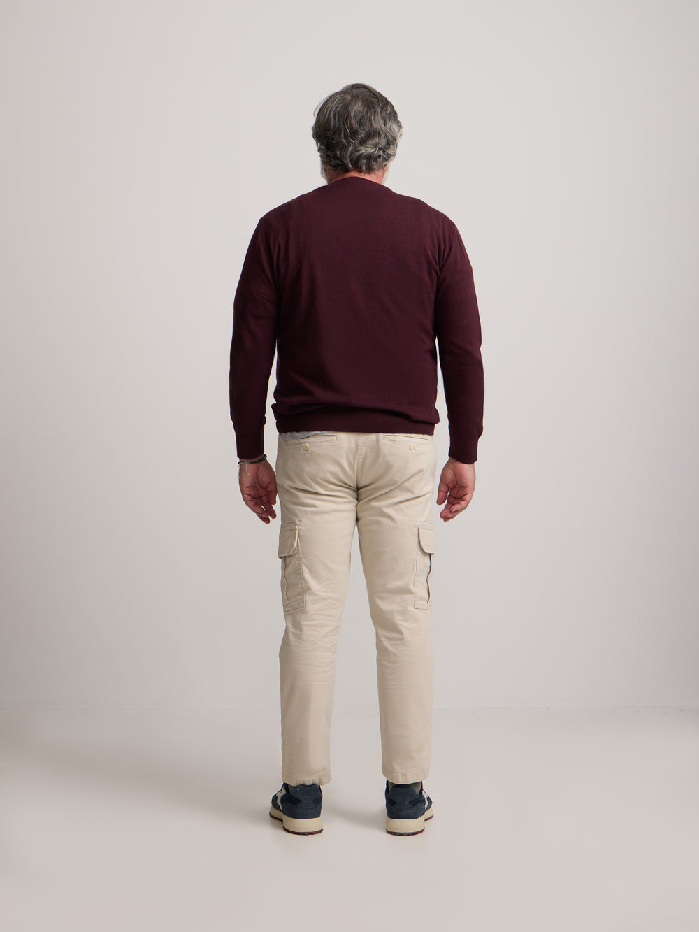 Classic dark burgundy round neck sweater