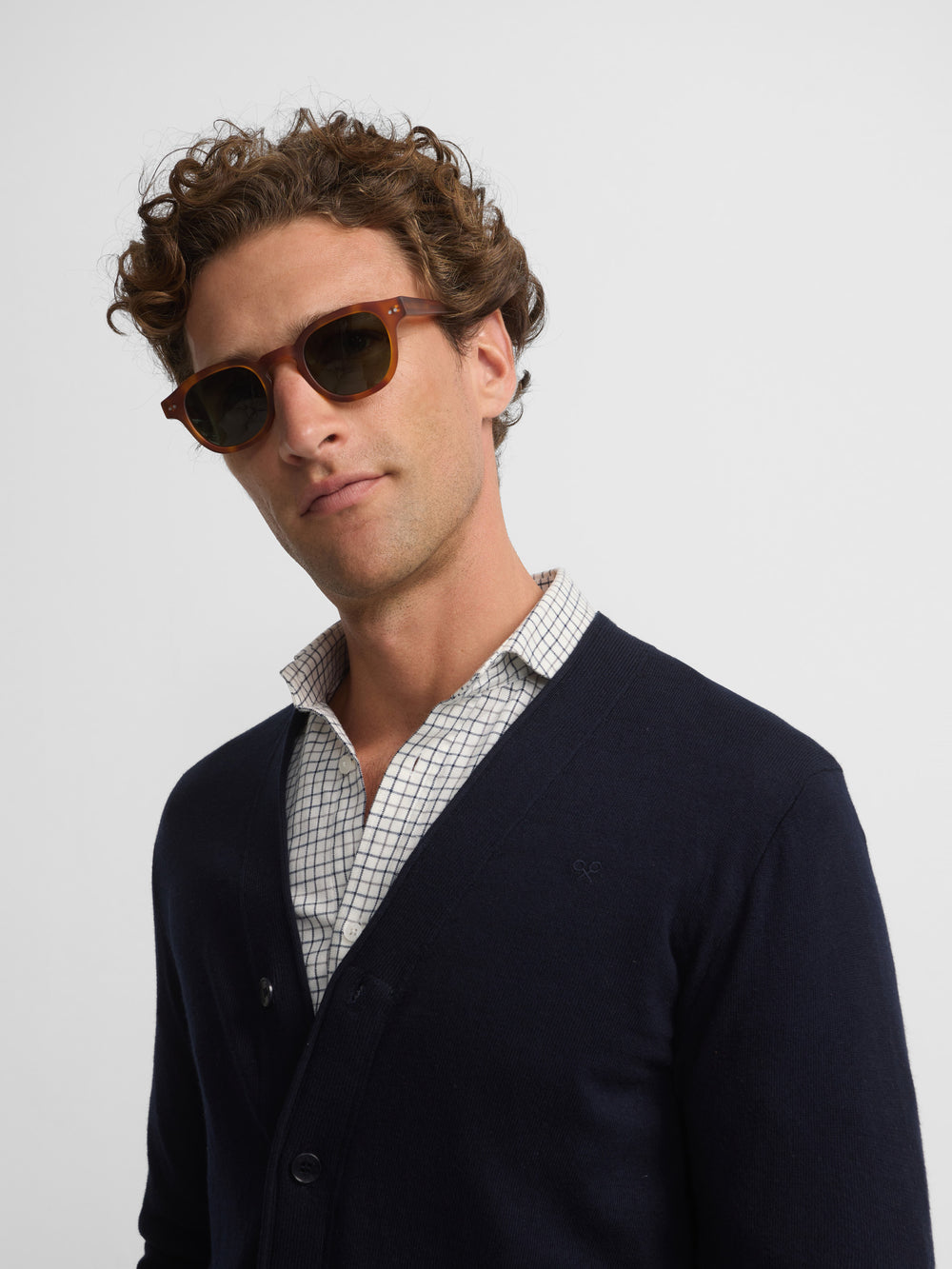 Cardigan clássico azul-marinho