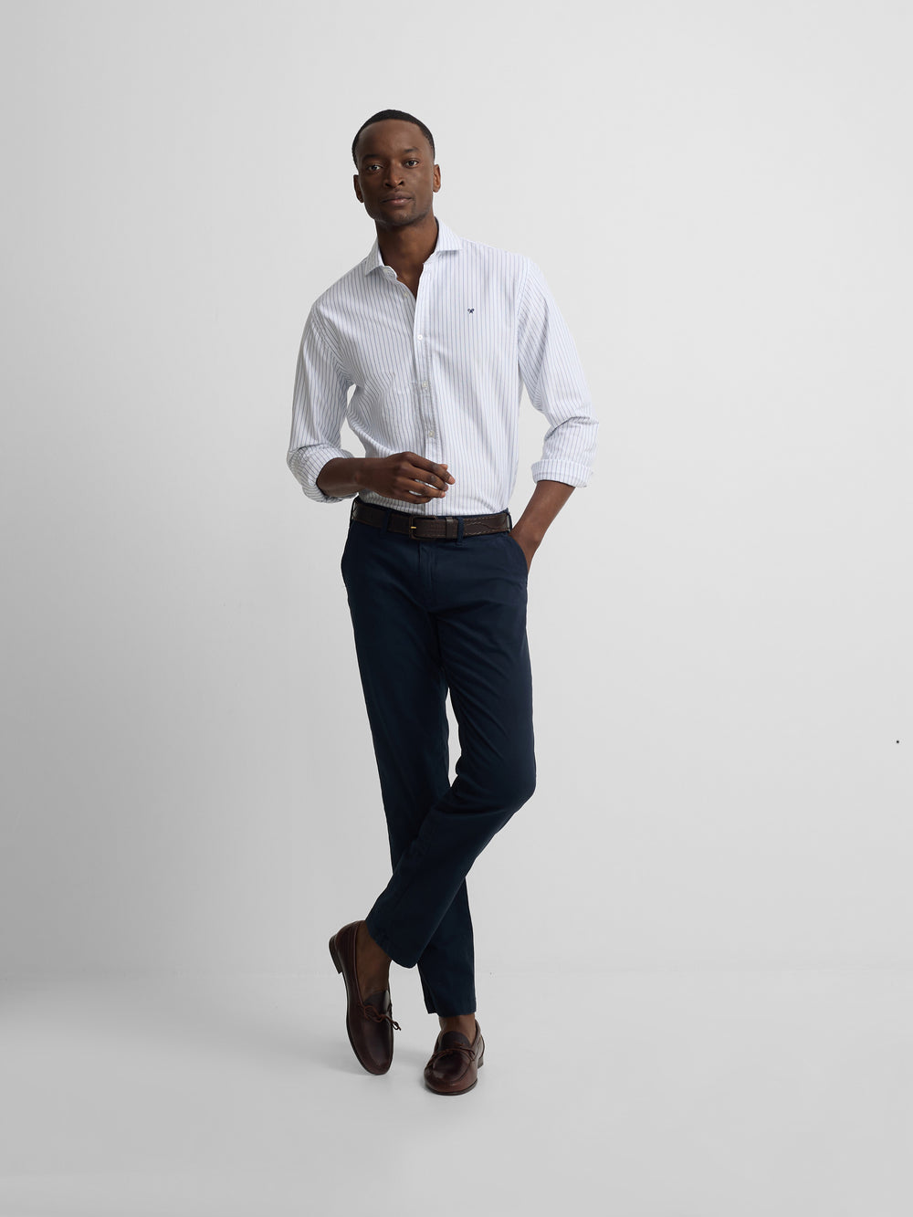 Pantalon chino casual azul marino