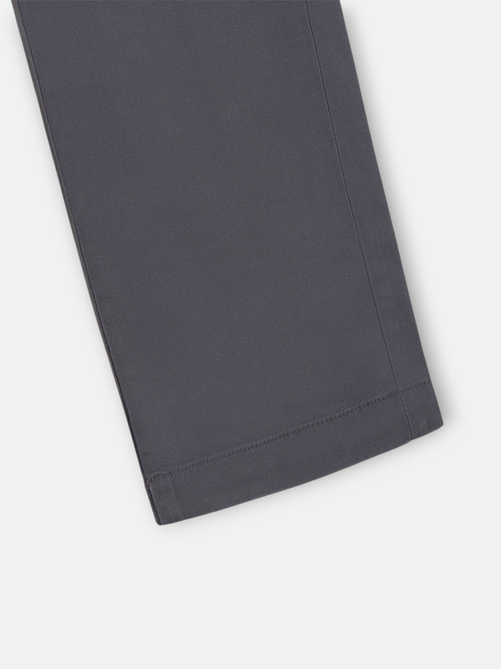 Pantalon chino casual gris oscuro