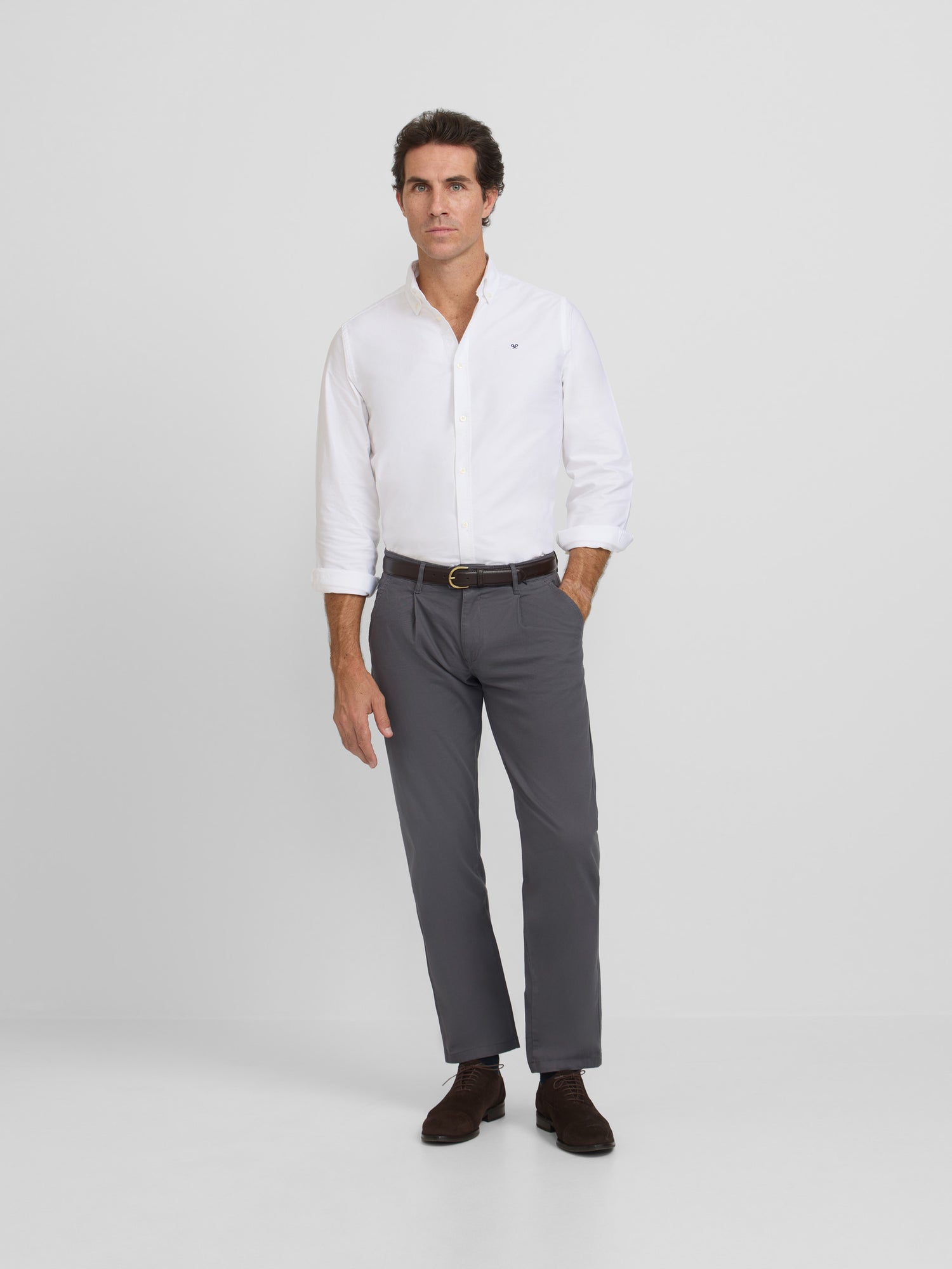 Pantalon chino plissé gris foncé décontracté