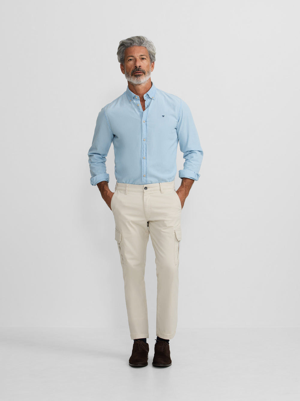 Pantalon cargo casual piedra