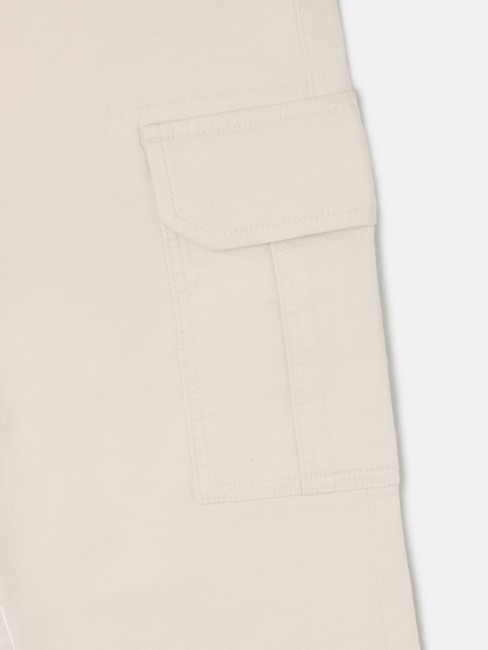 Pantalon cargo casual piedra