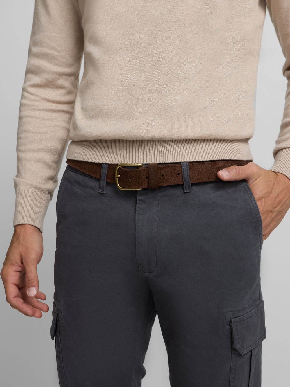 Pantalon cargo casual gris oscuro