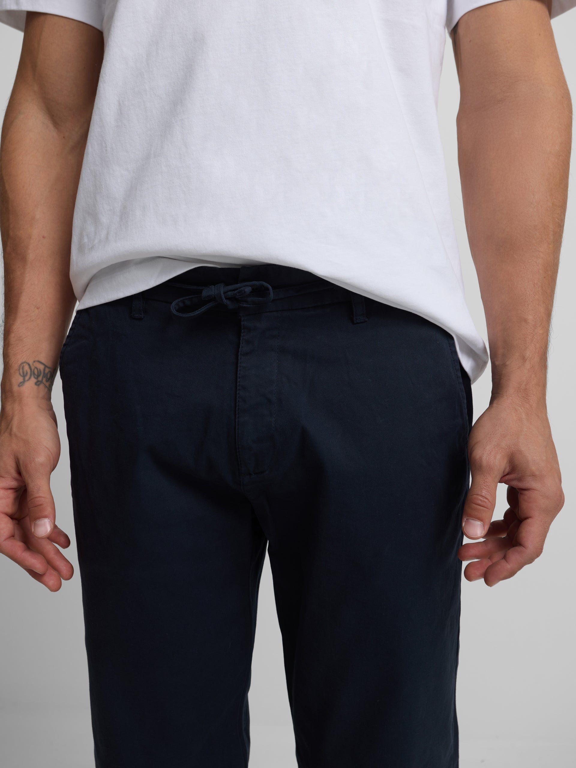 Pantalon de sport décontracté bleu marine