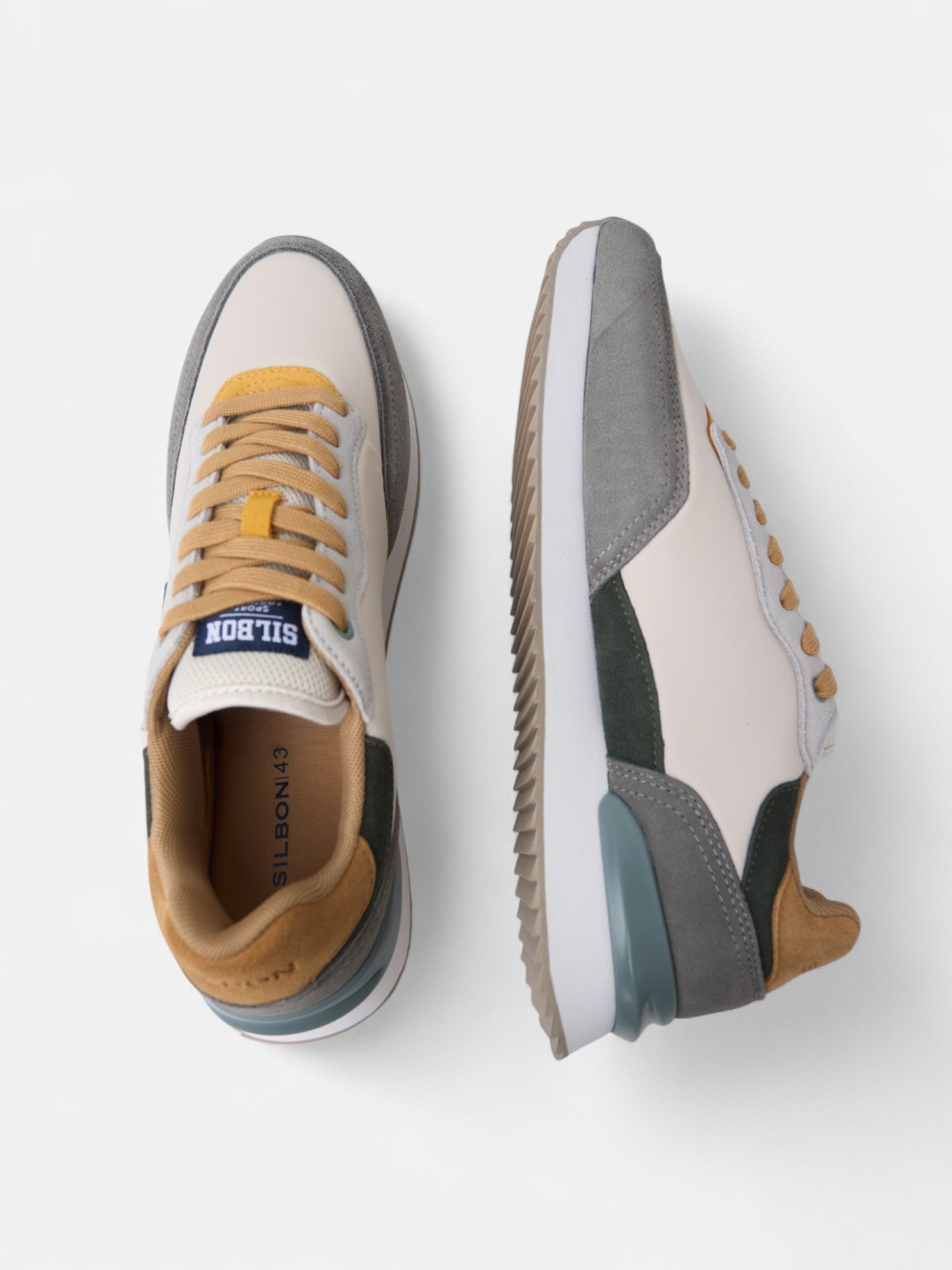 Sapatilha de corrida multicolor cinzenta