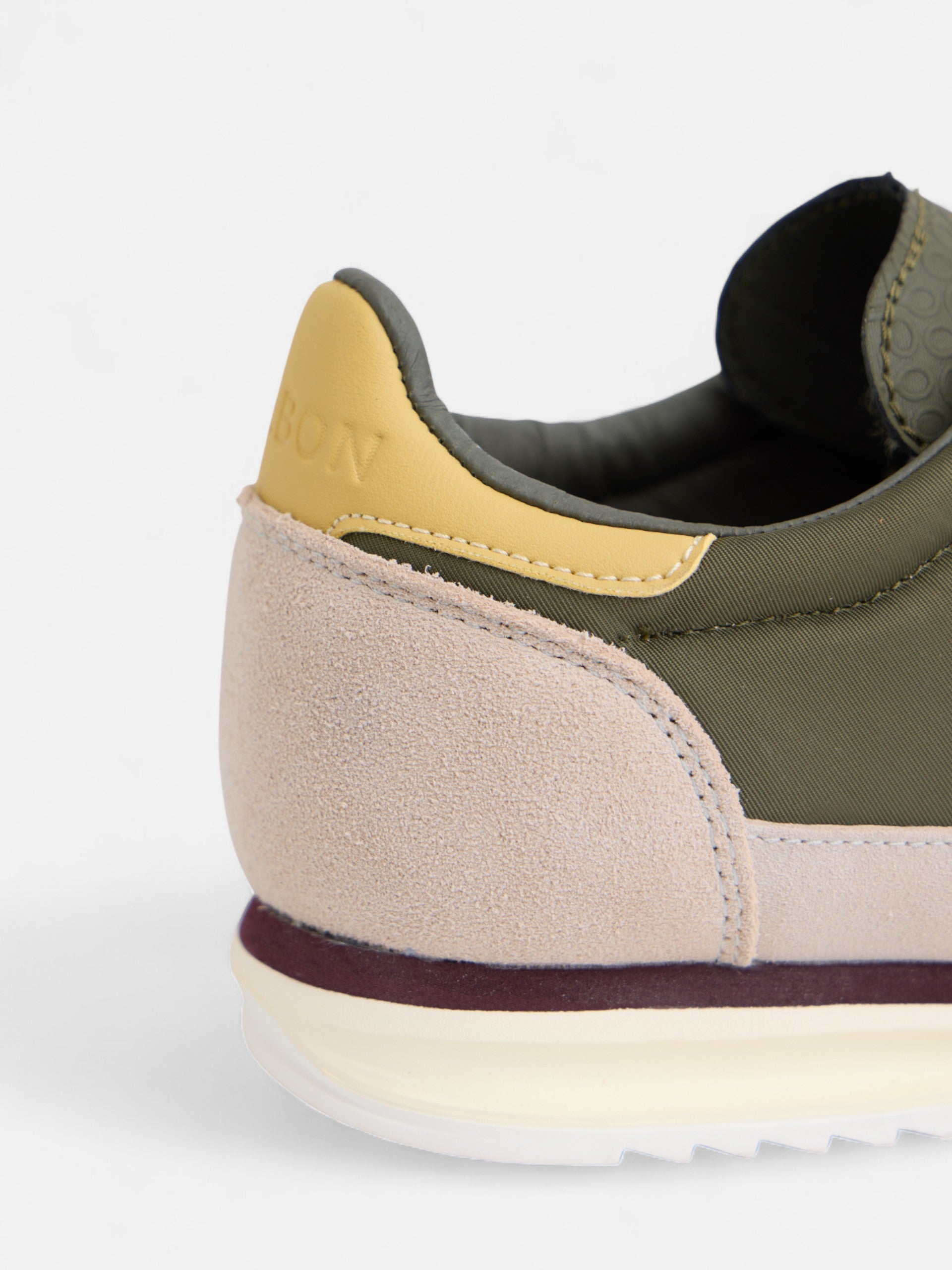 Vintage green beige sneaker