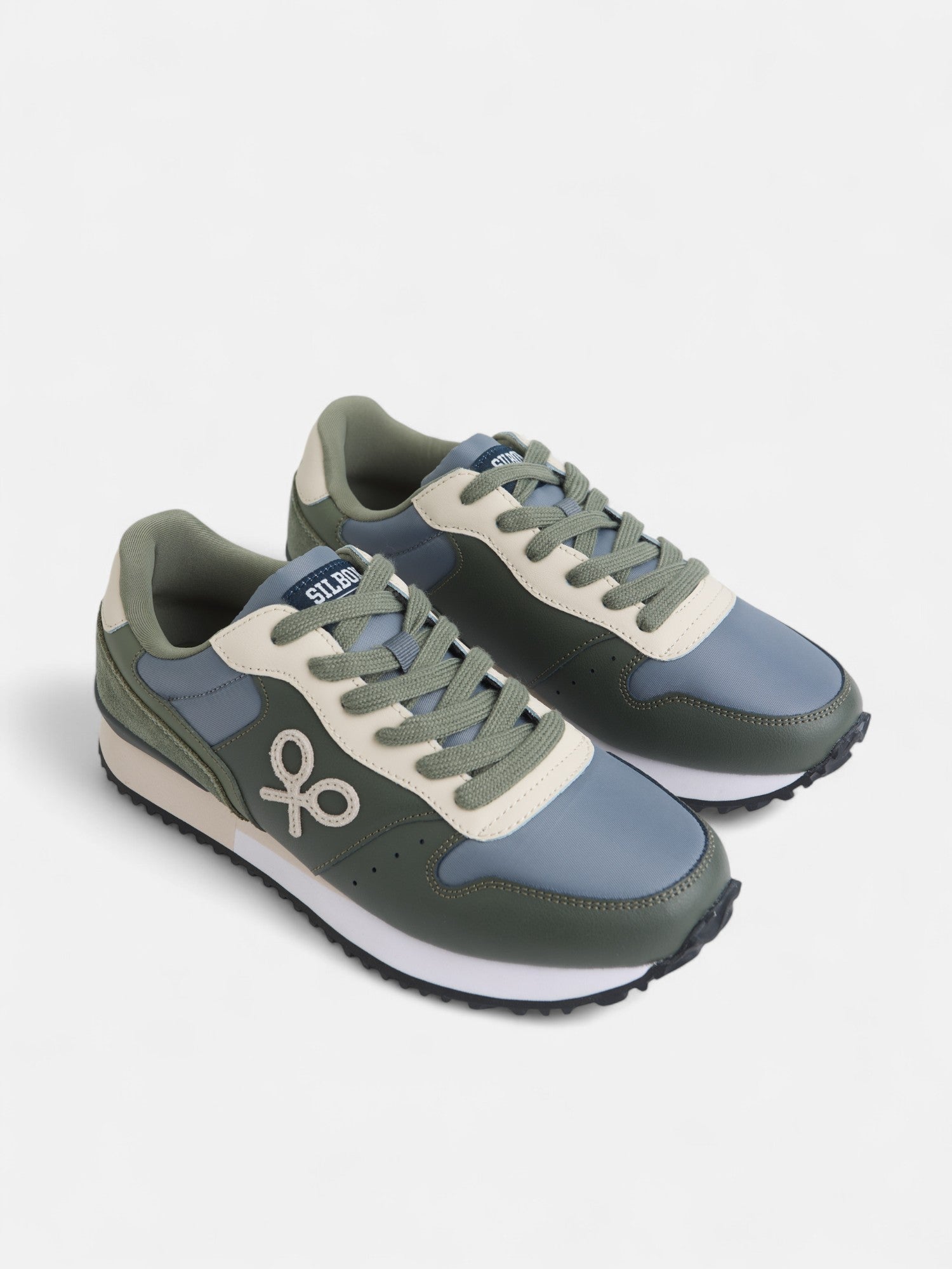 Ténis de corrida desportivos verdes