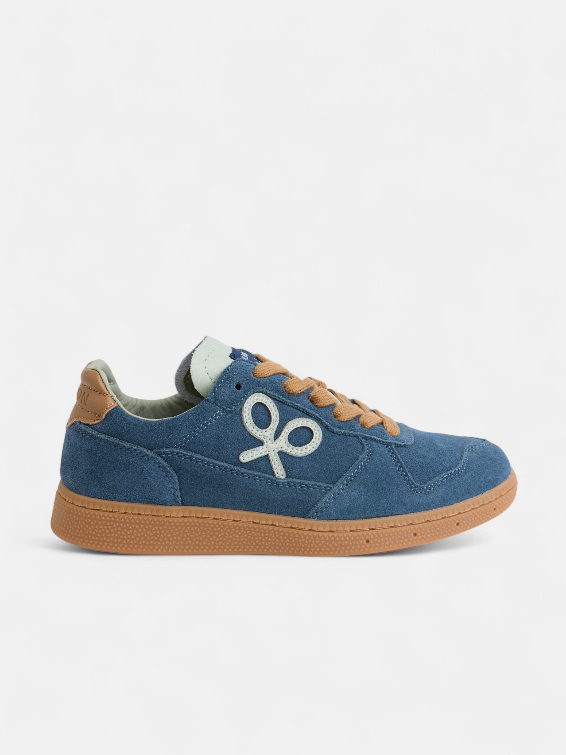 Casual blue leather sneaker