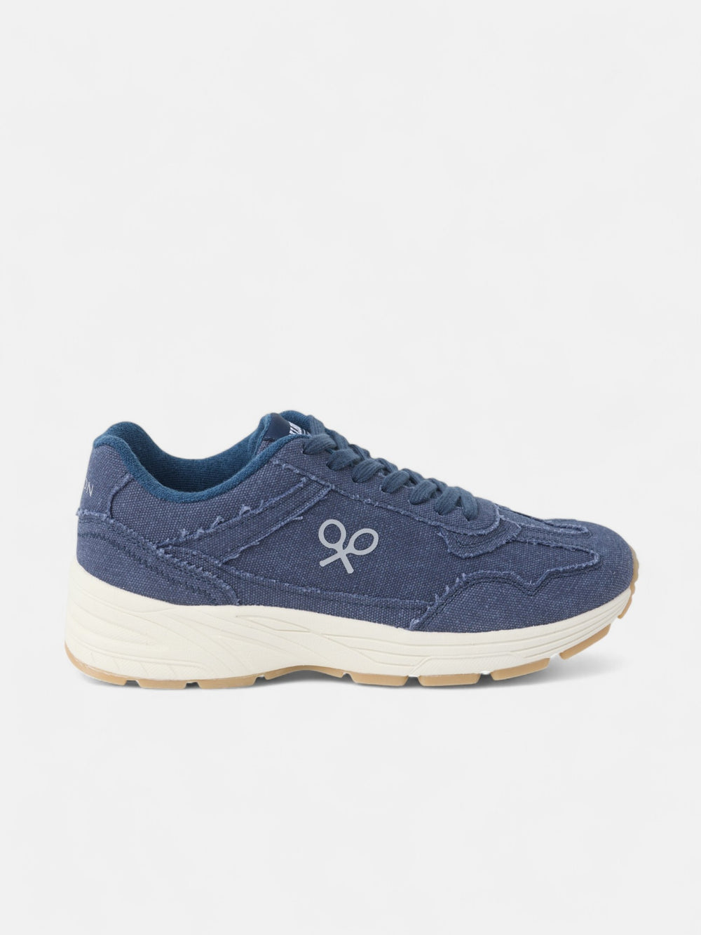 Blue canvas casual sneaker