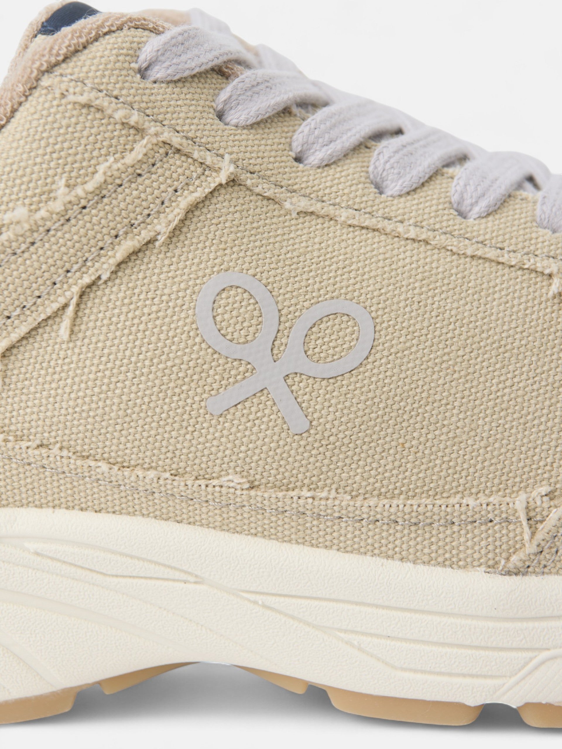 Zapatilla casual canvas beige