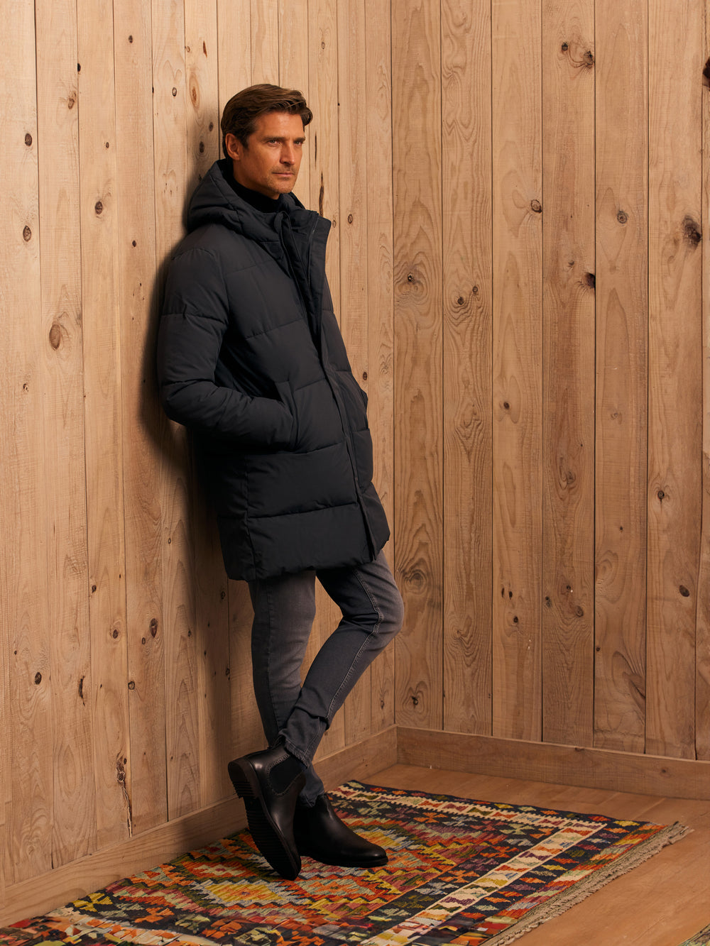 Manteau long matelassé à capuche grise