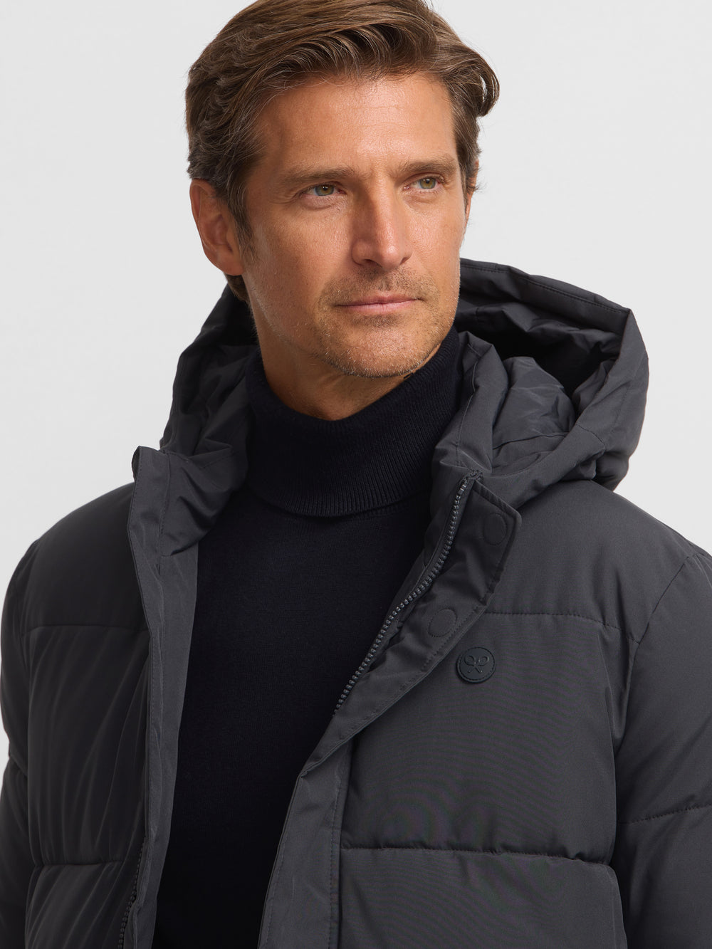 Manteau long matelassé à capuche grise