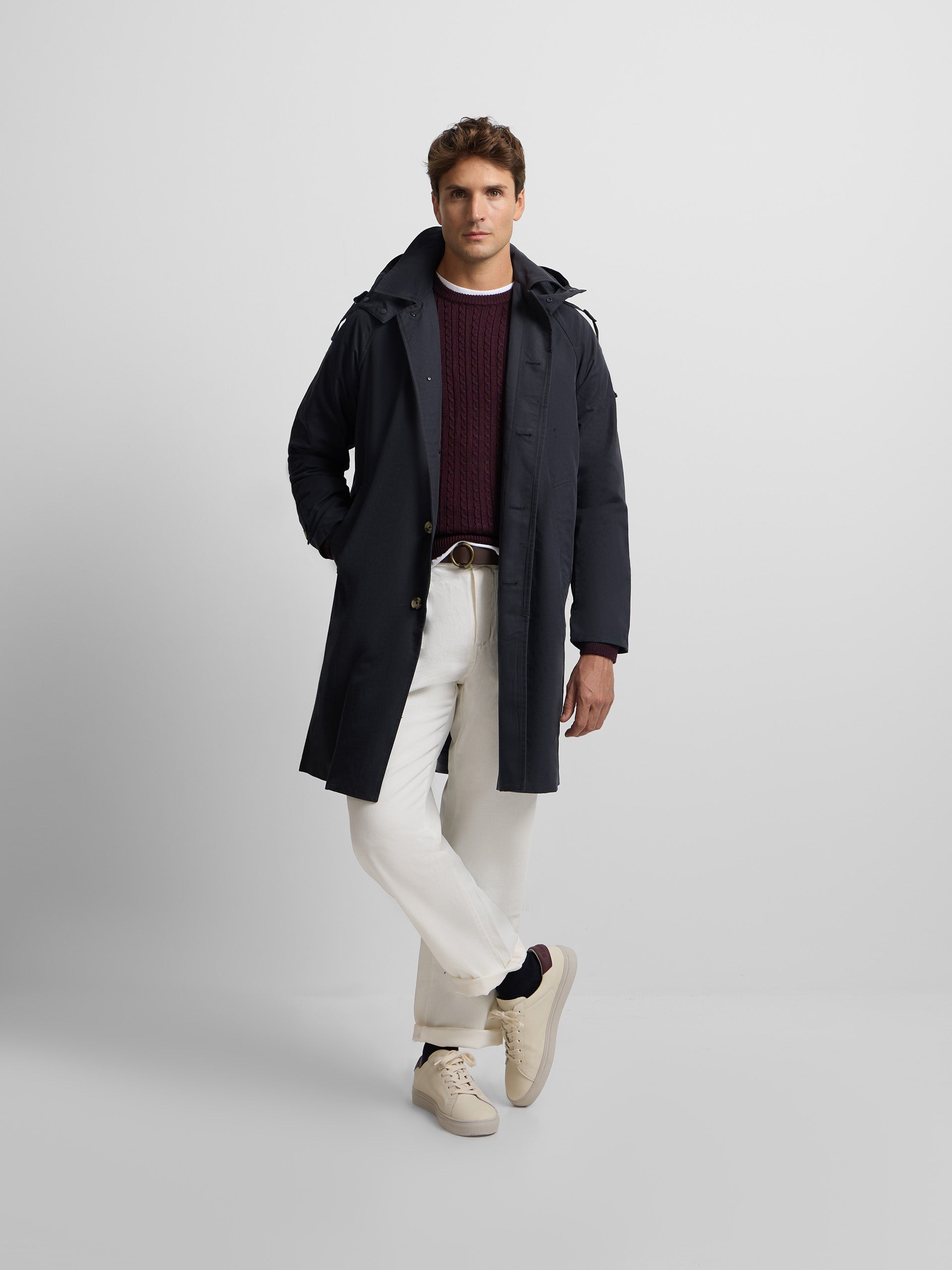 Gabardina azul-marinho