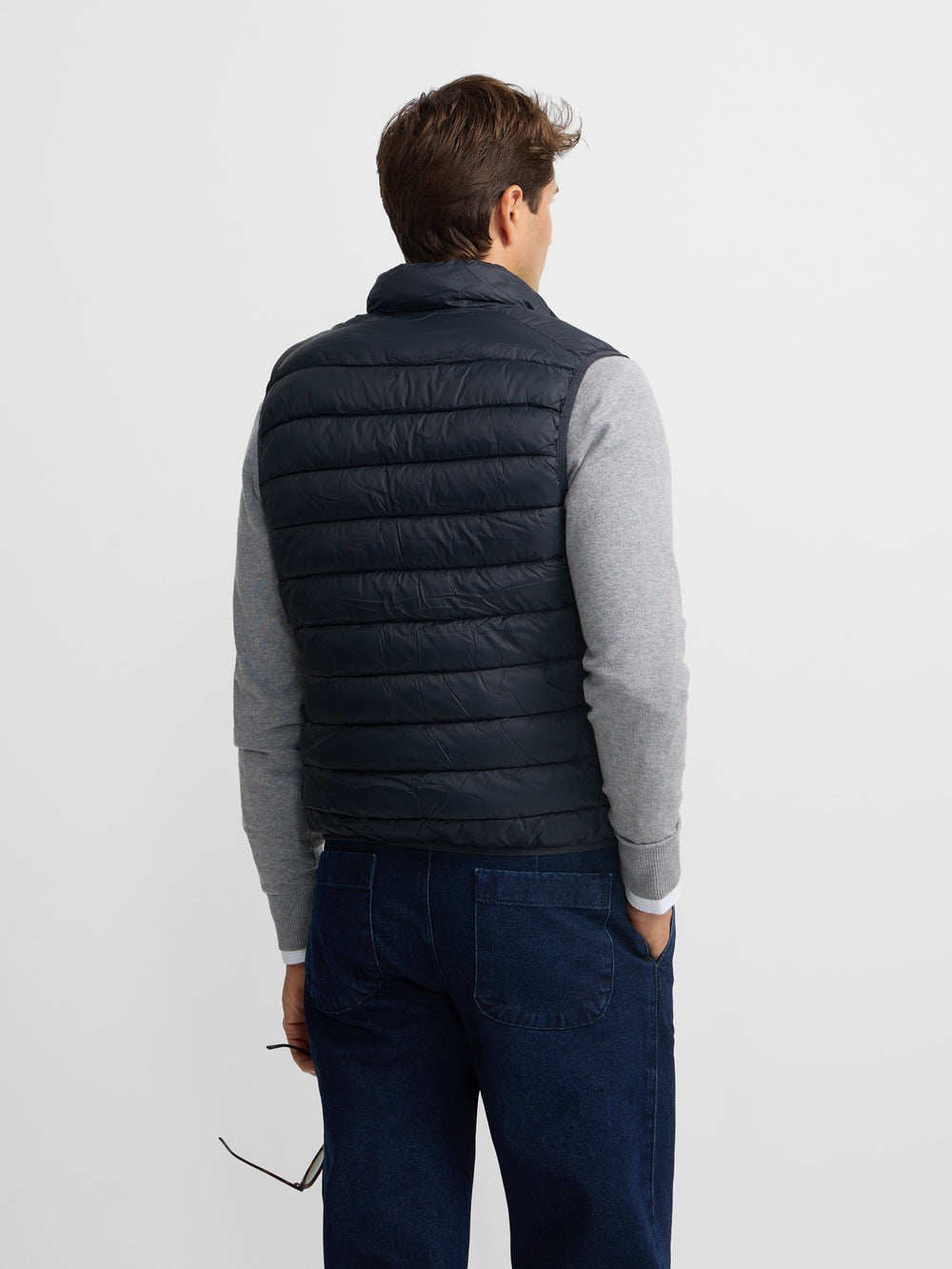 Dark grey ultralight vest