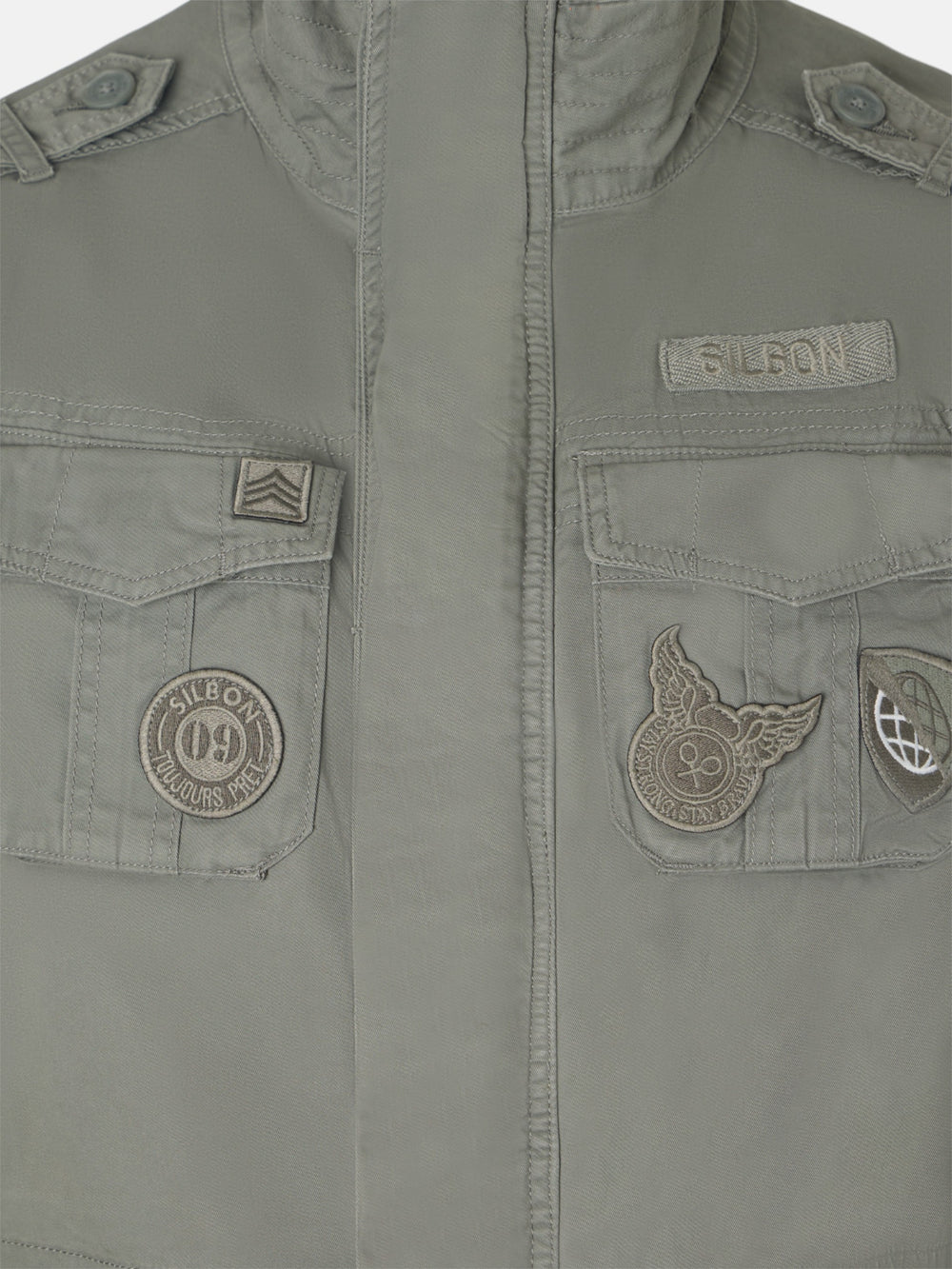 Casaco militar verde com emblemas dye