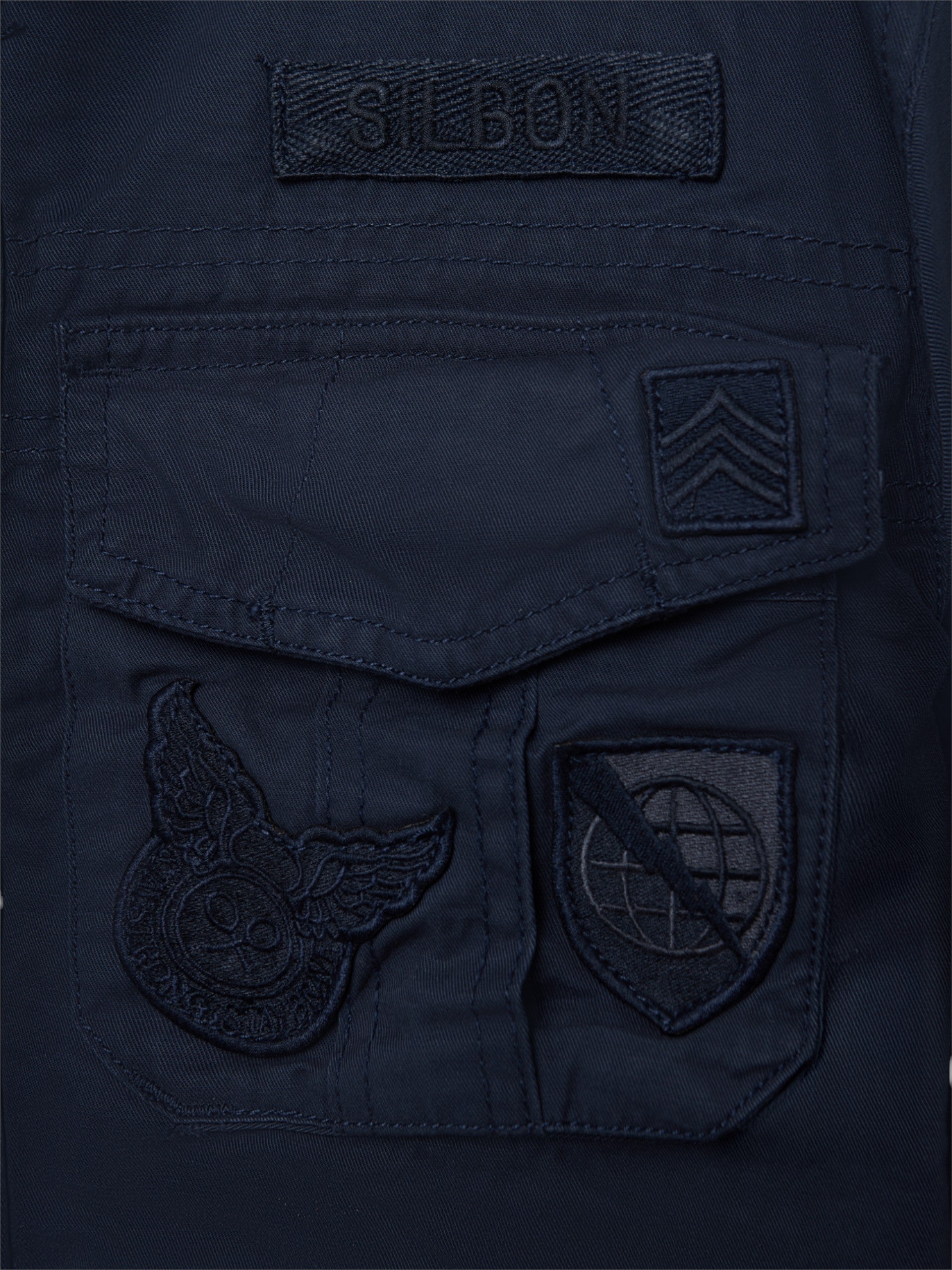 Veste militaire à patchs de teinture bleu marine