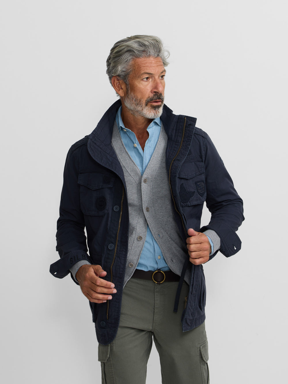 Veste militaire à patchs de teinture bleu marine