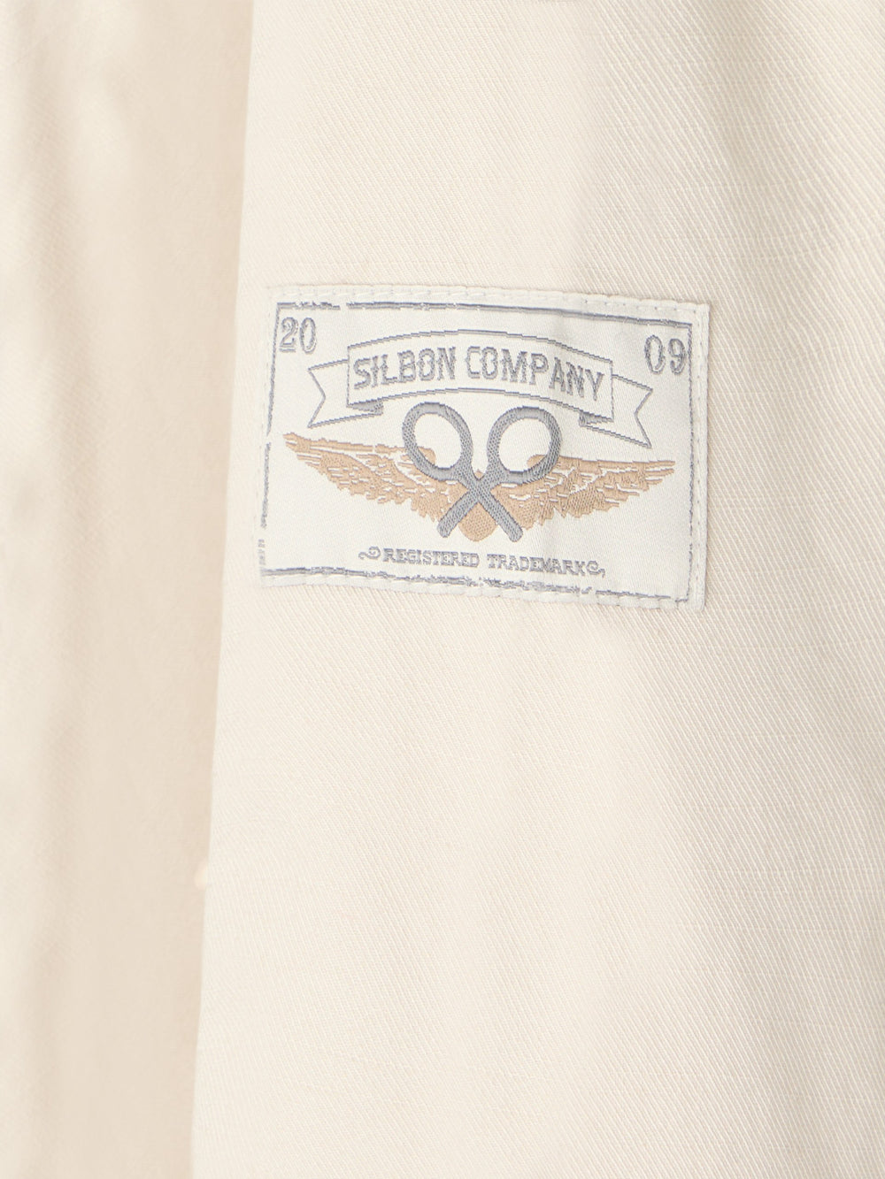 Casaco bege com cinto