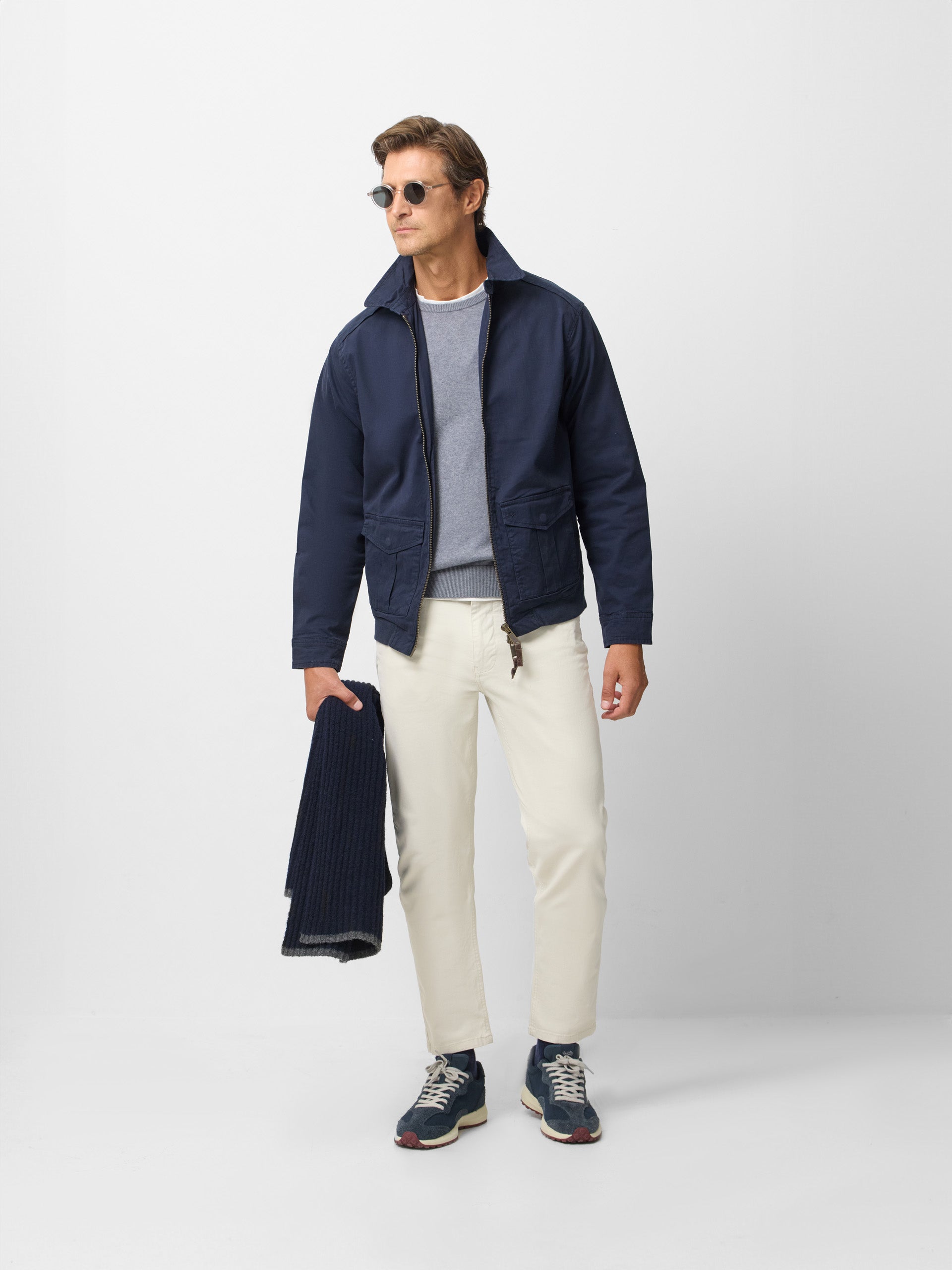 Cazadora garment dye azul marino