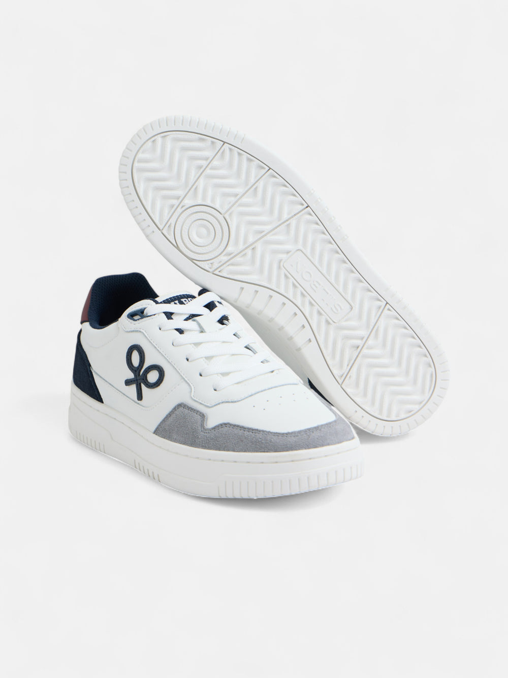 Multicolored white casual sport sneaker