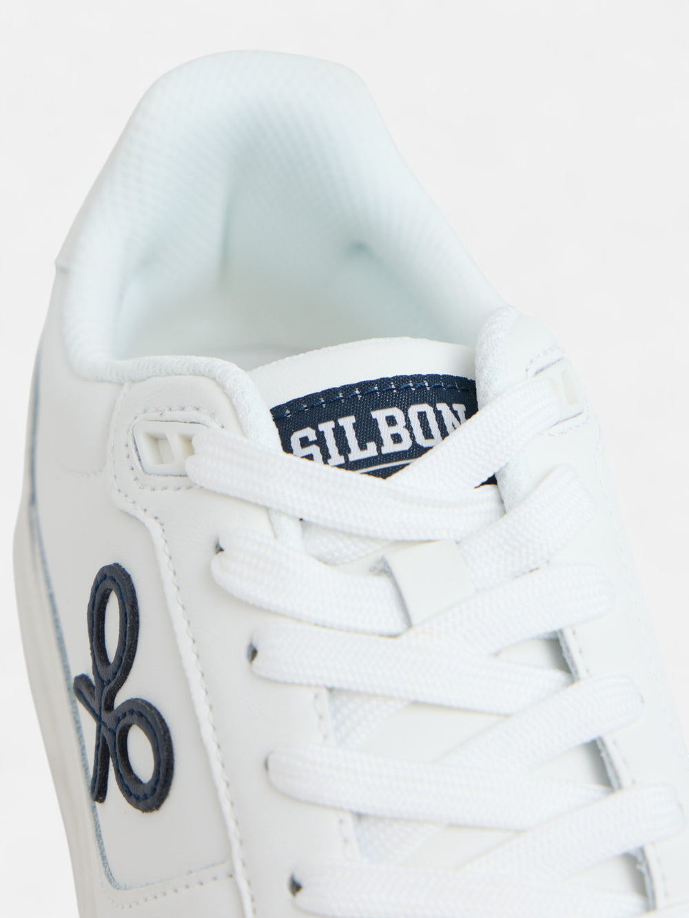 White casual sport shoe